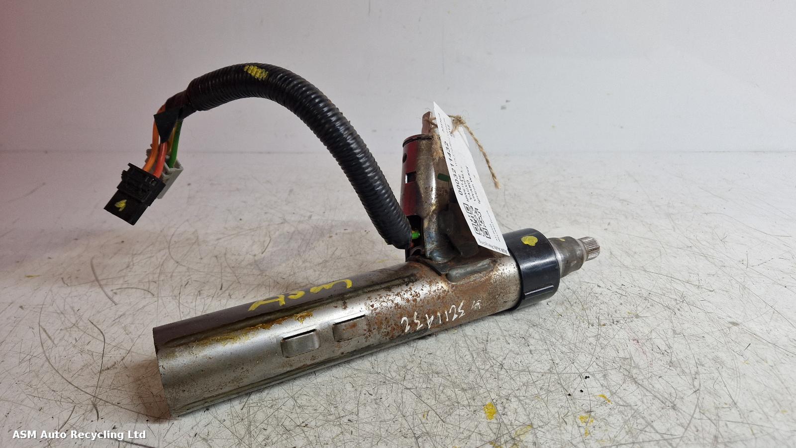 View Auto part Ignition W/Key Vauxhall Vivaro 2012
