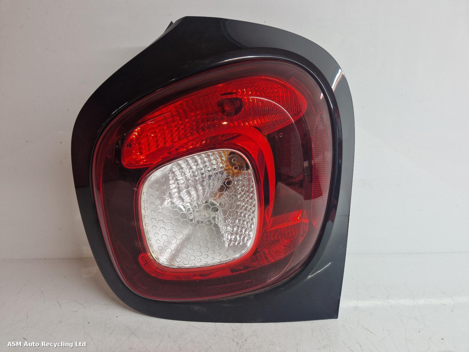 View Auto part R Taillight Smart Forfour 2016