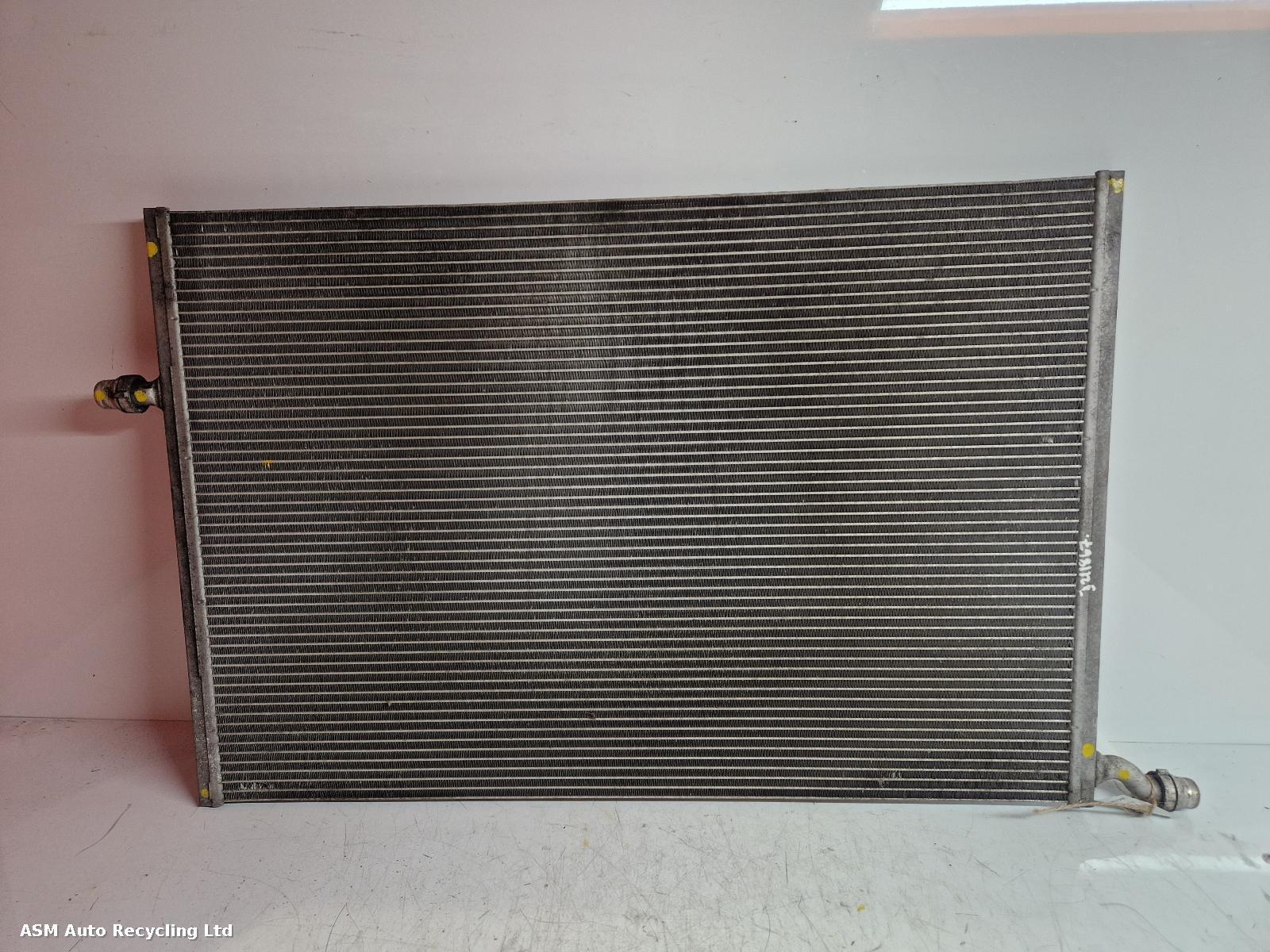 View Auto part Radiator Mercedes E Class 2017