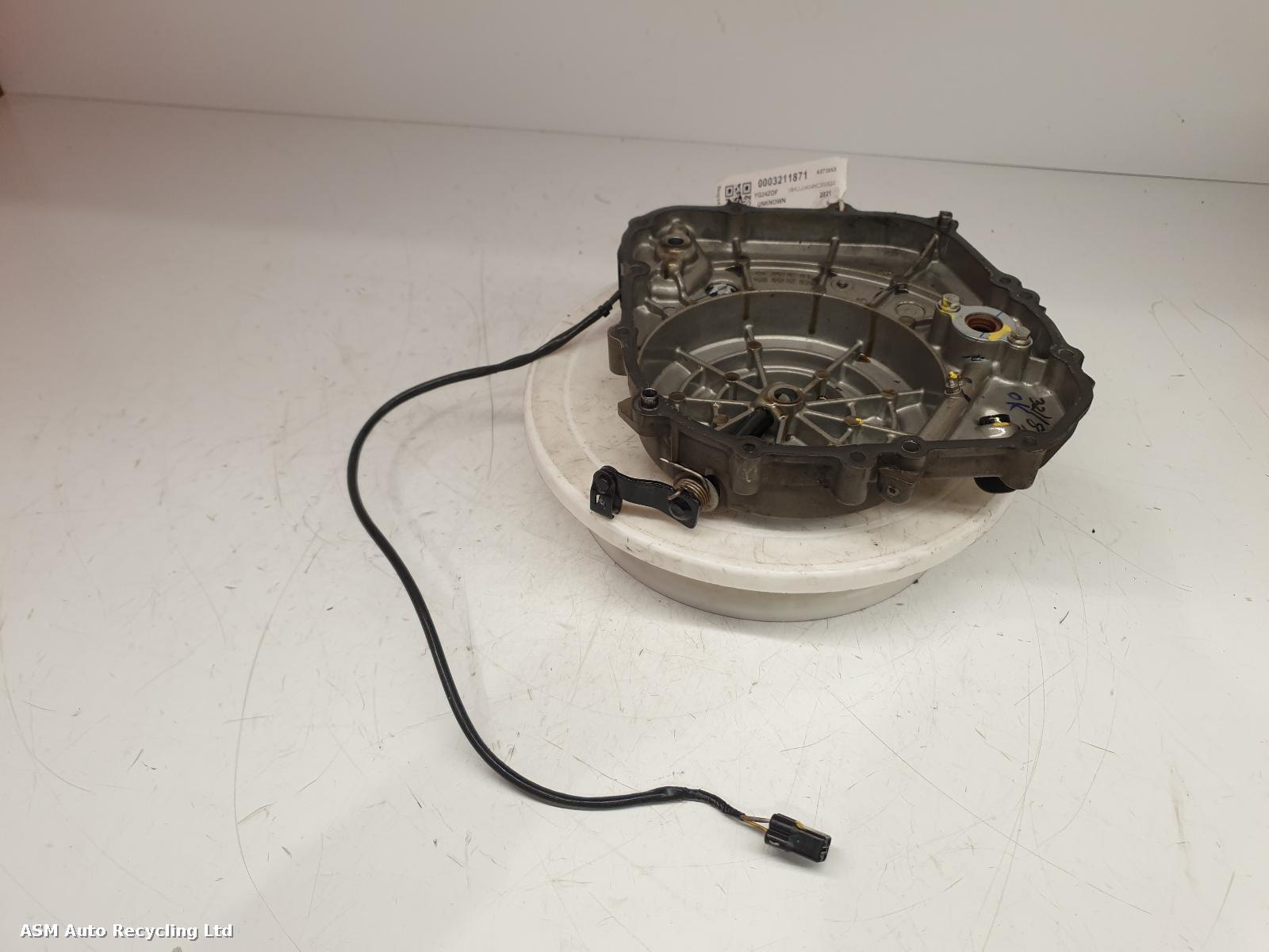 View Auto part Clutch Case Cover Husqvarna Vitpilen 401 2021