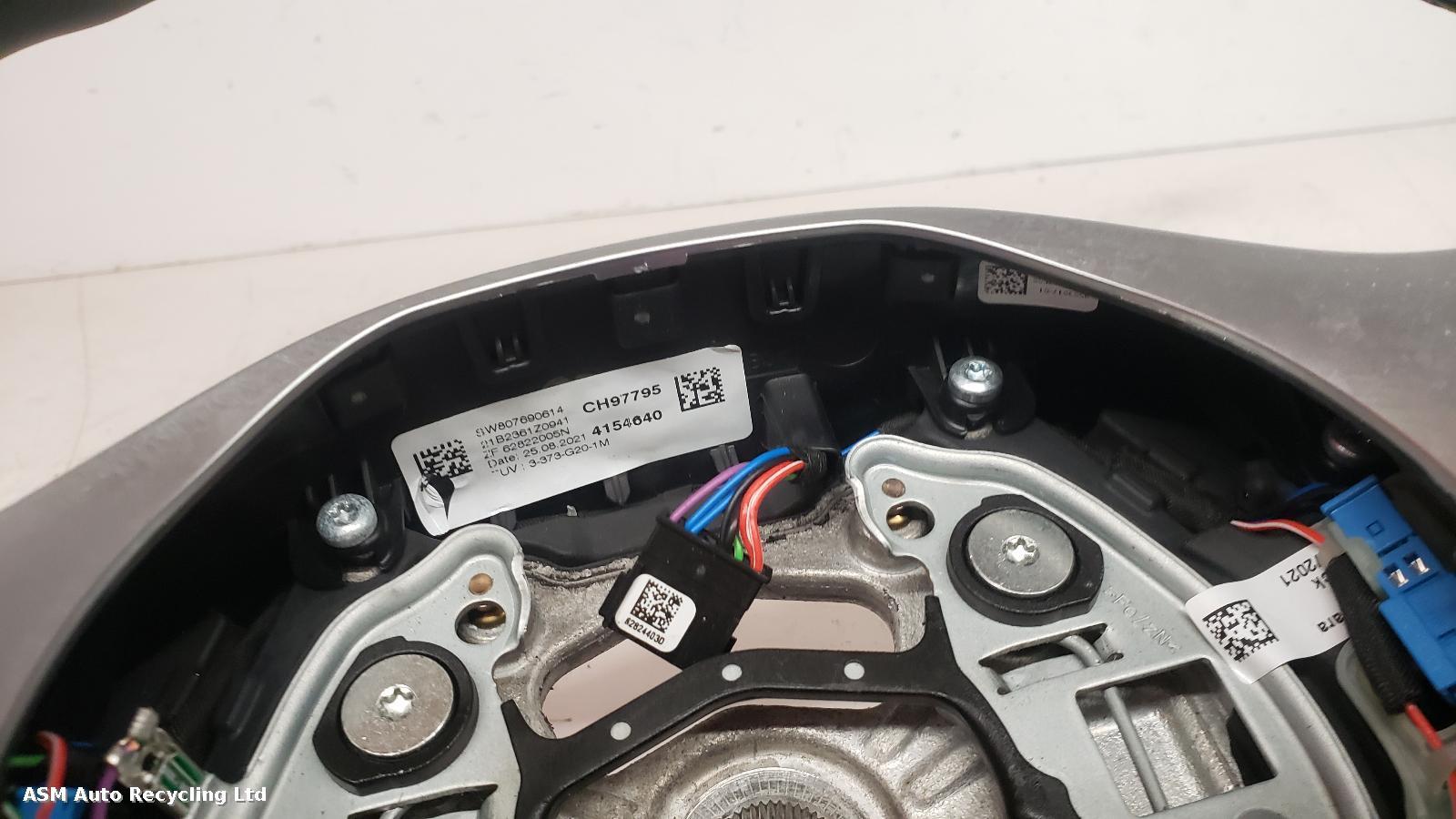 View Auto part Steering Wheel Bmw 4 Series 2021
