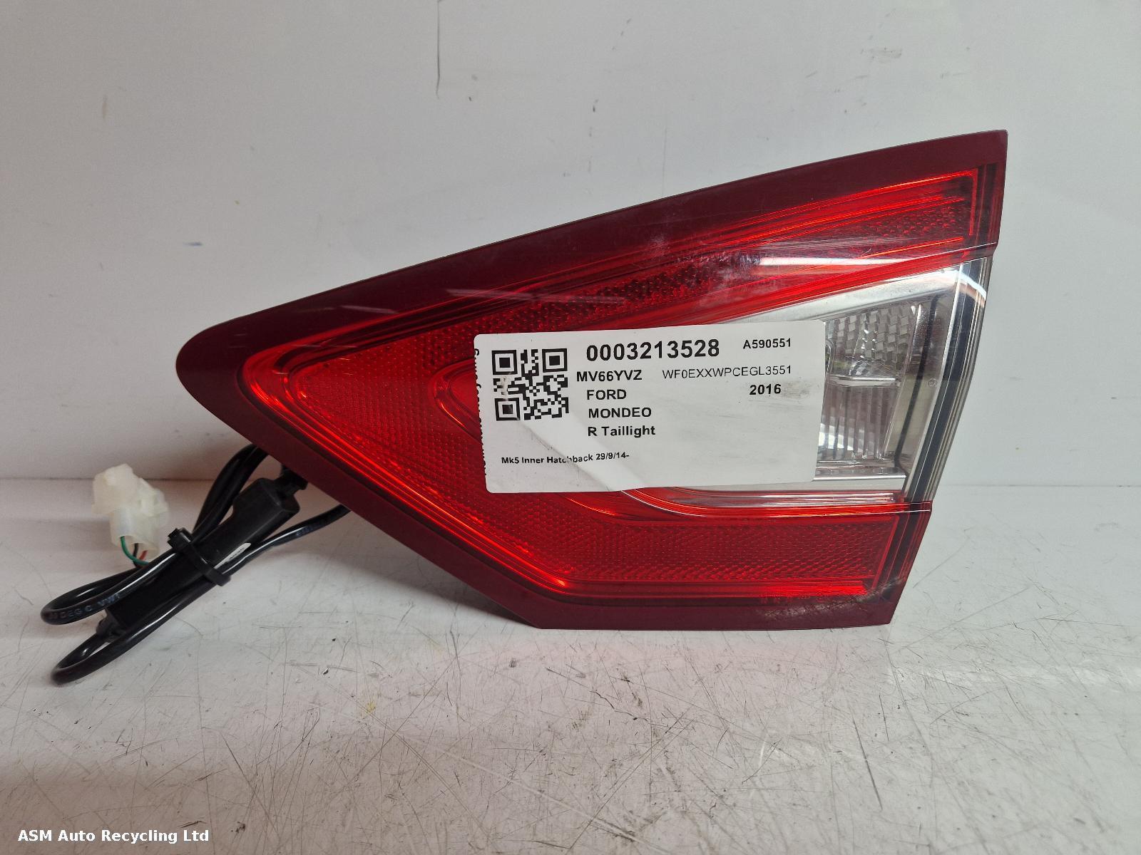 View Auto part R Taillight Ford Mondeo 2016