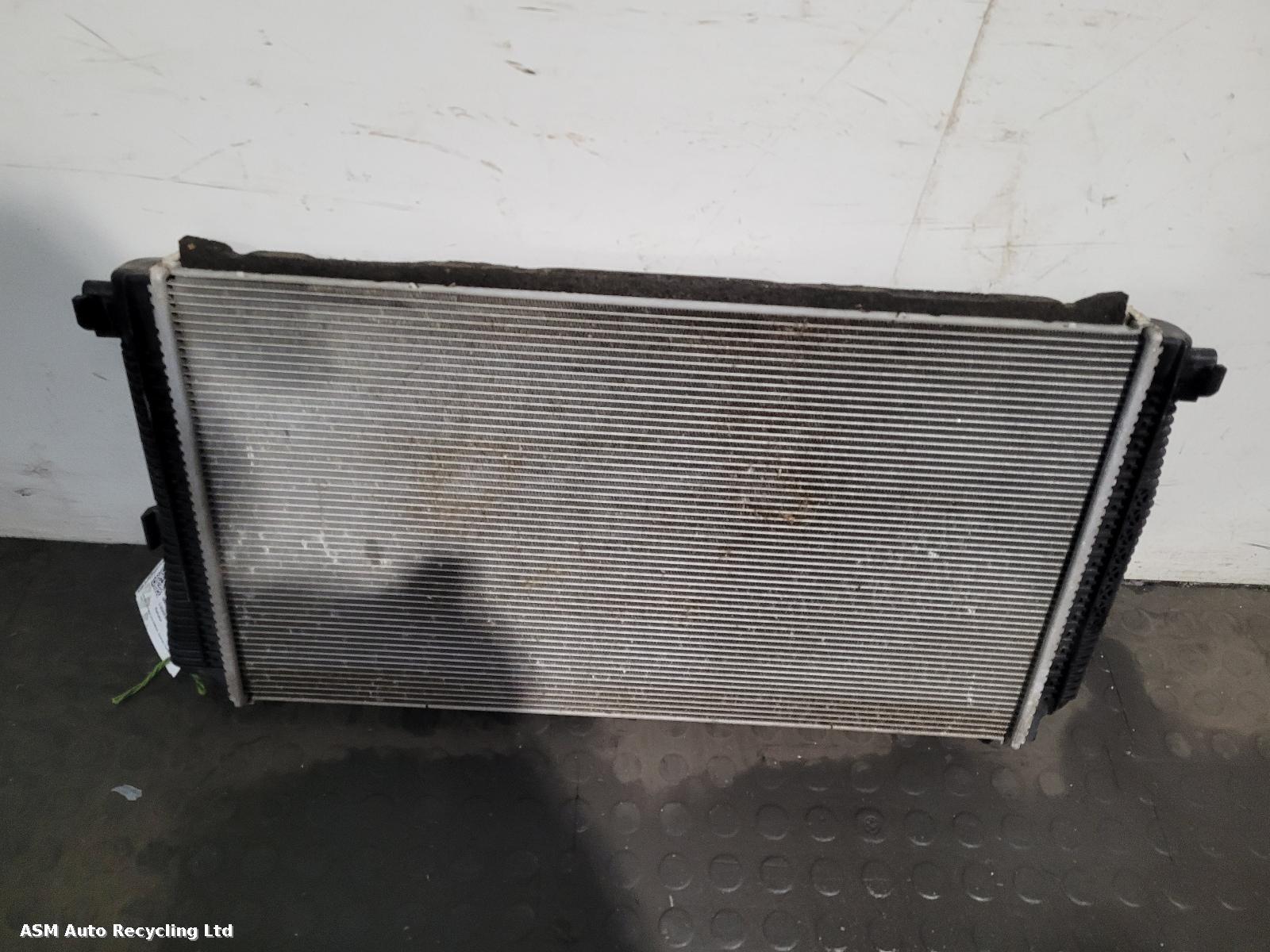 View Auto part Radiator Bmw 3 Series 2019