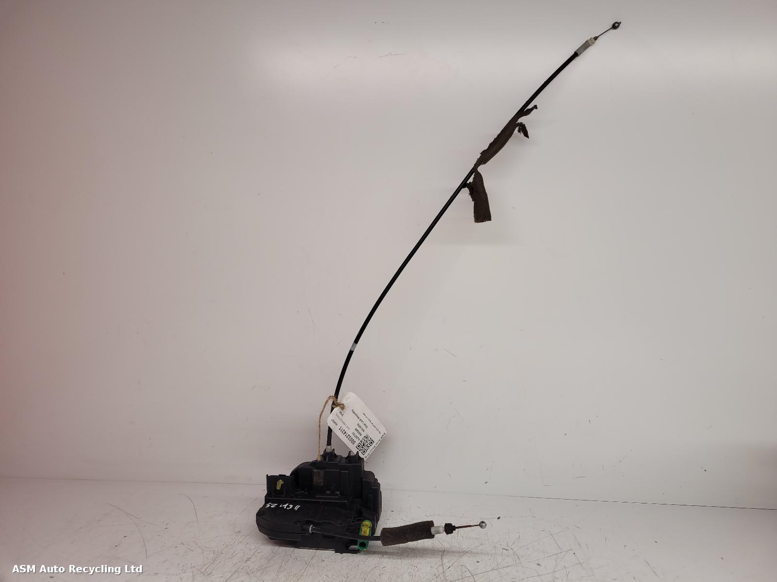View Auto part Door Lock Assembly Nissan Navara 2006
