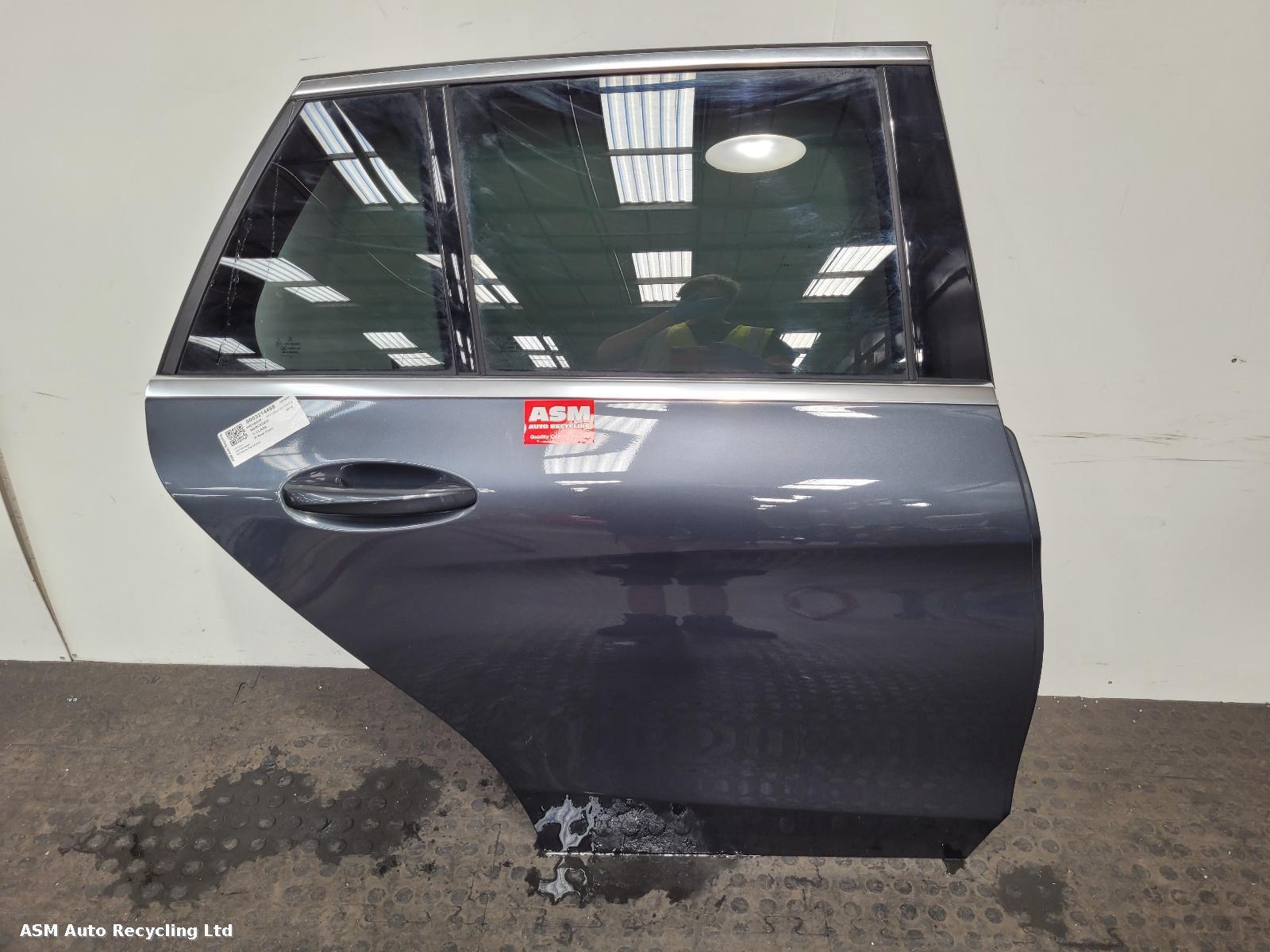 View Auto part R Rear Door Mercedes C Class 2016