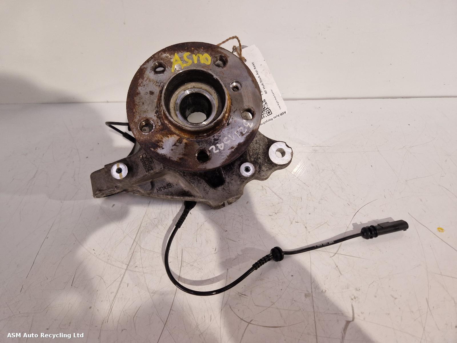 View Auto part RF Hub/Stub Axle Assembly Bmw 1 Series 2020