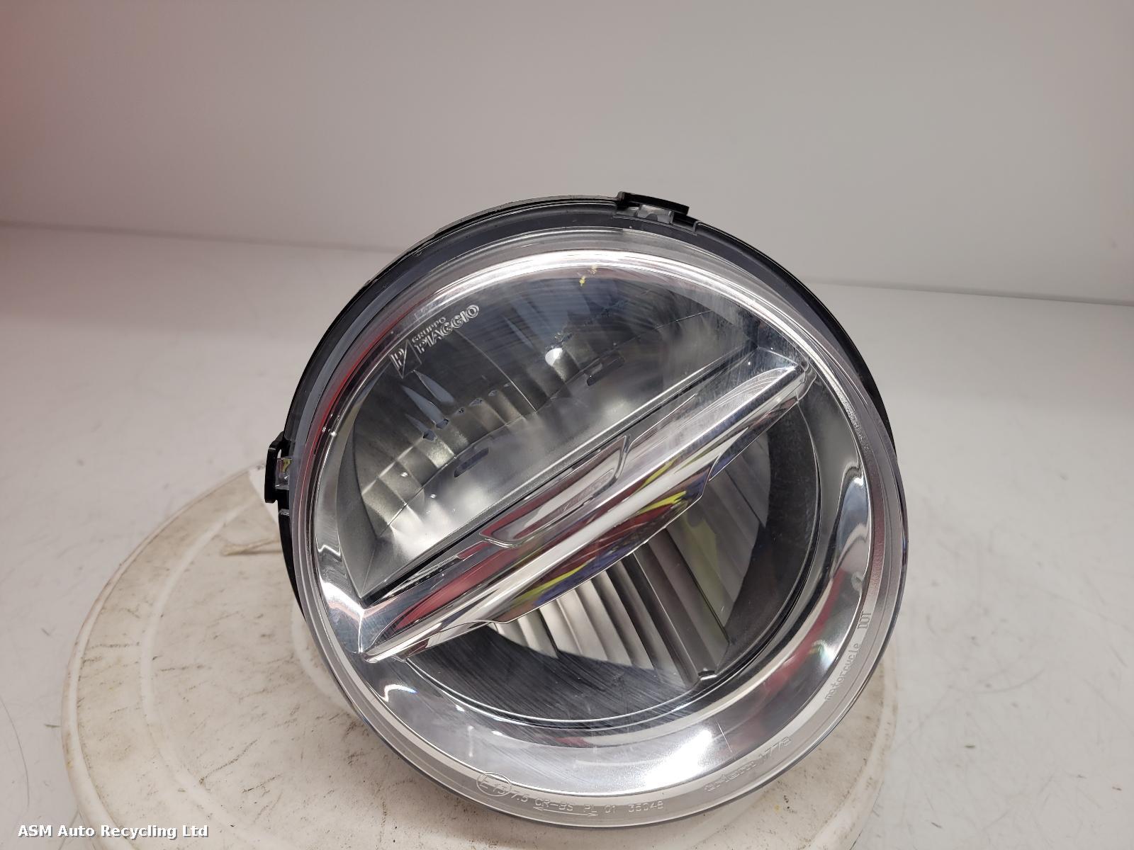 View Auto part Headlamp Vespa Primavera 2024