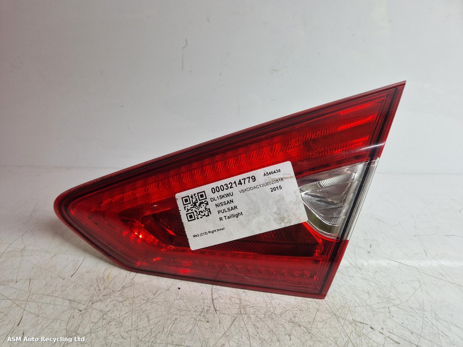 View Auto part R Taillight Nissan Pulsar 2015