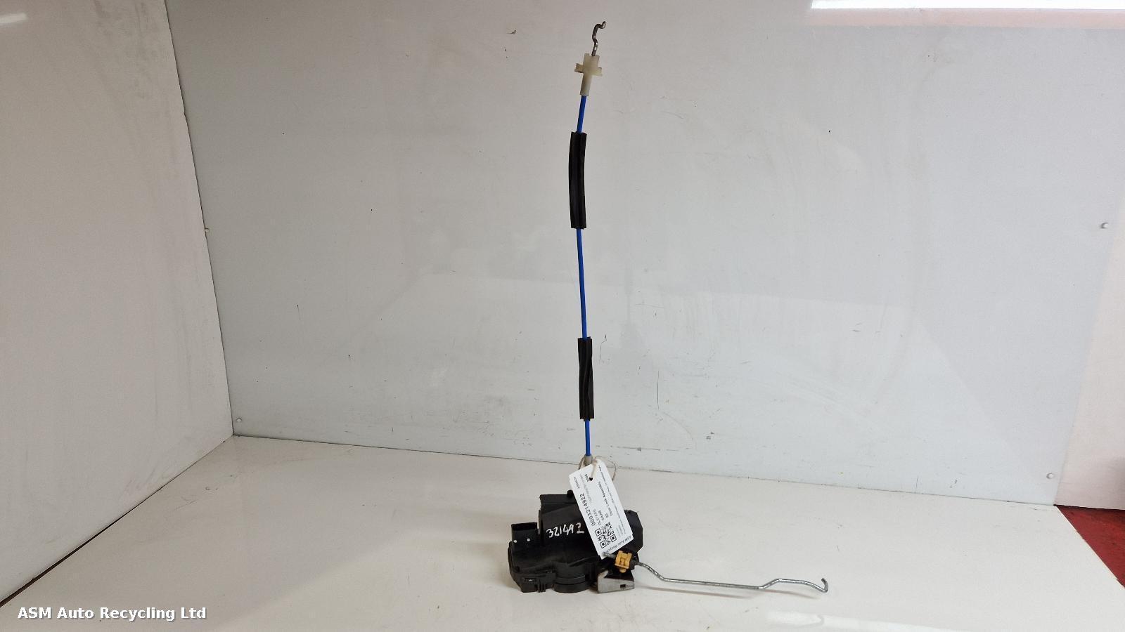 View Auto part Door Lock Assembly Saab 93 2008