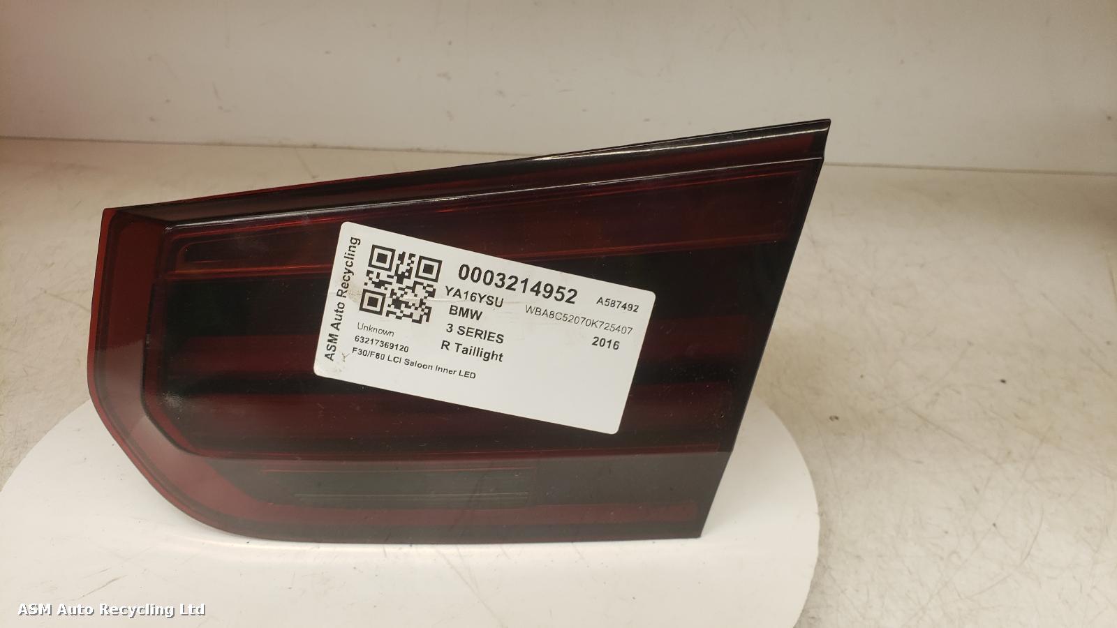View Auto part R Taillight Bmw 3 Series 2016