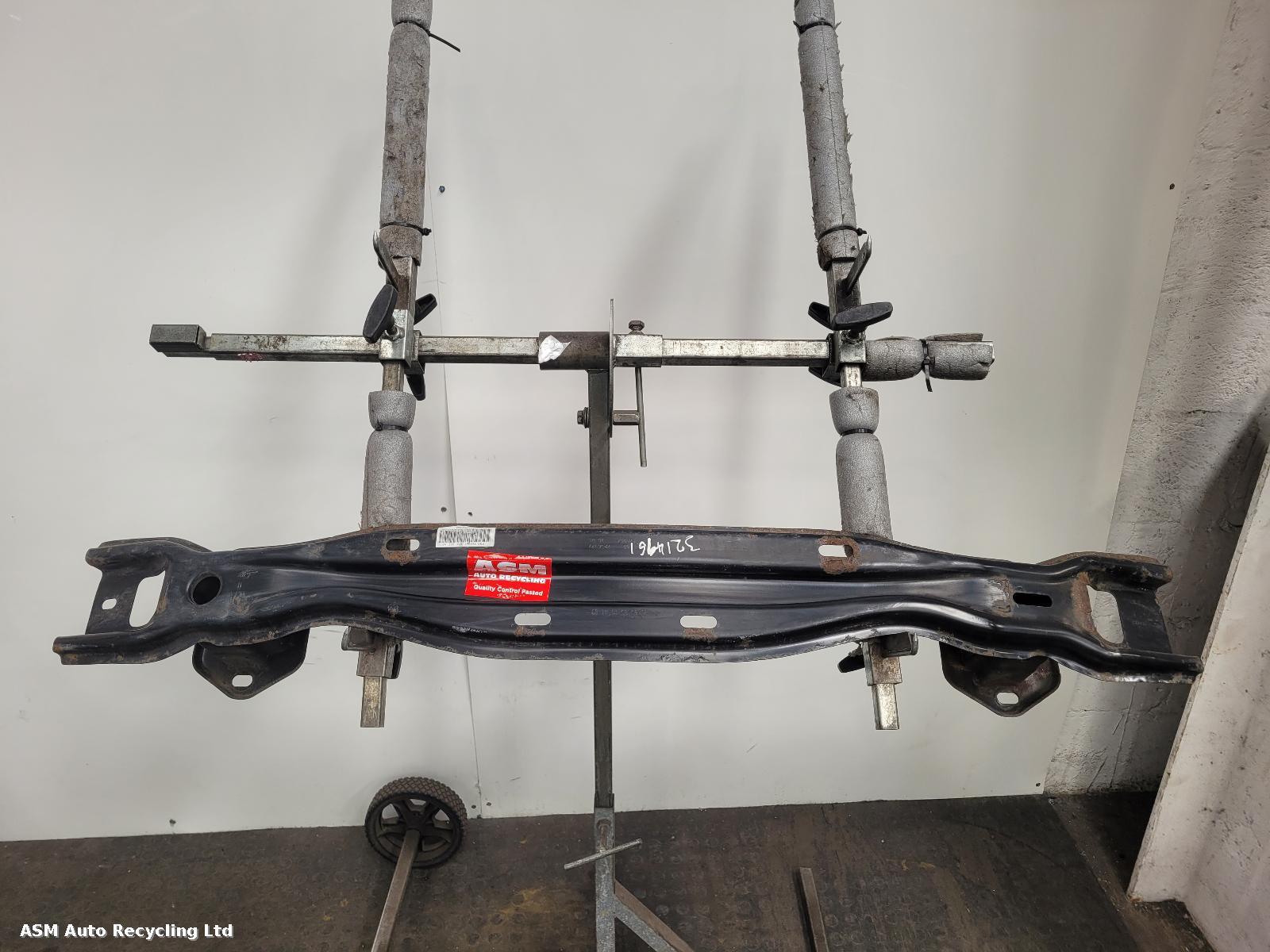 View Auto part Rear Bumper Reinforcement Bmw 3 Series 2016