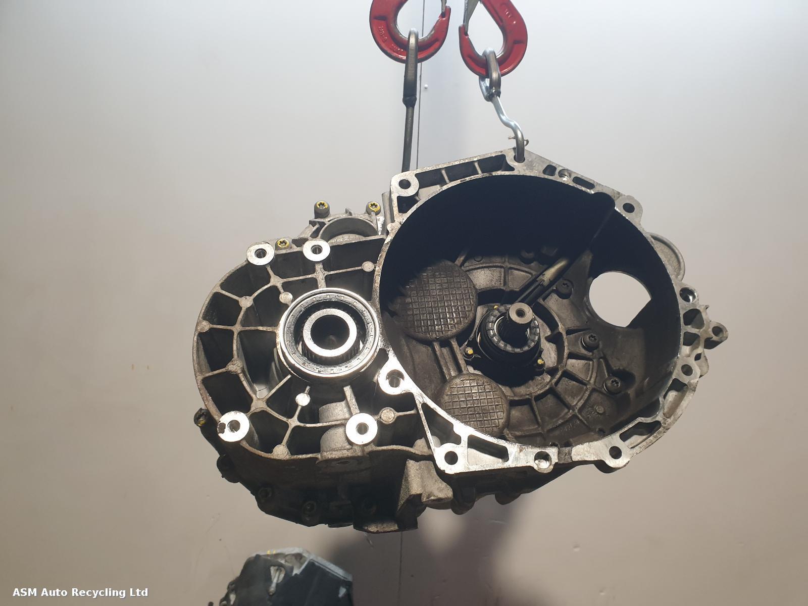 View Auto part Gearbox Volkswagen Tiguan 2014