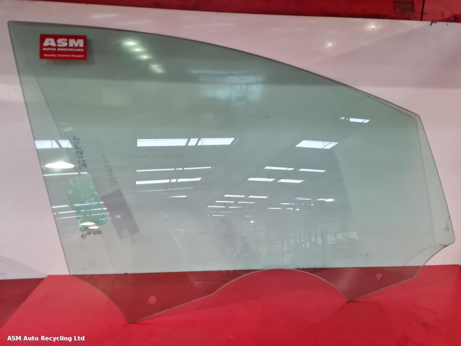 View Auto part RF Door Window Ford Focus C Max 2012