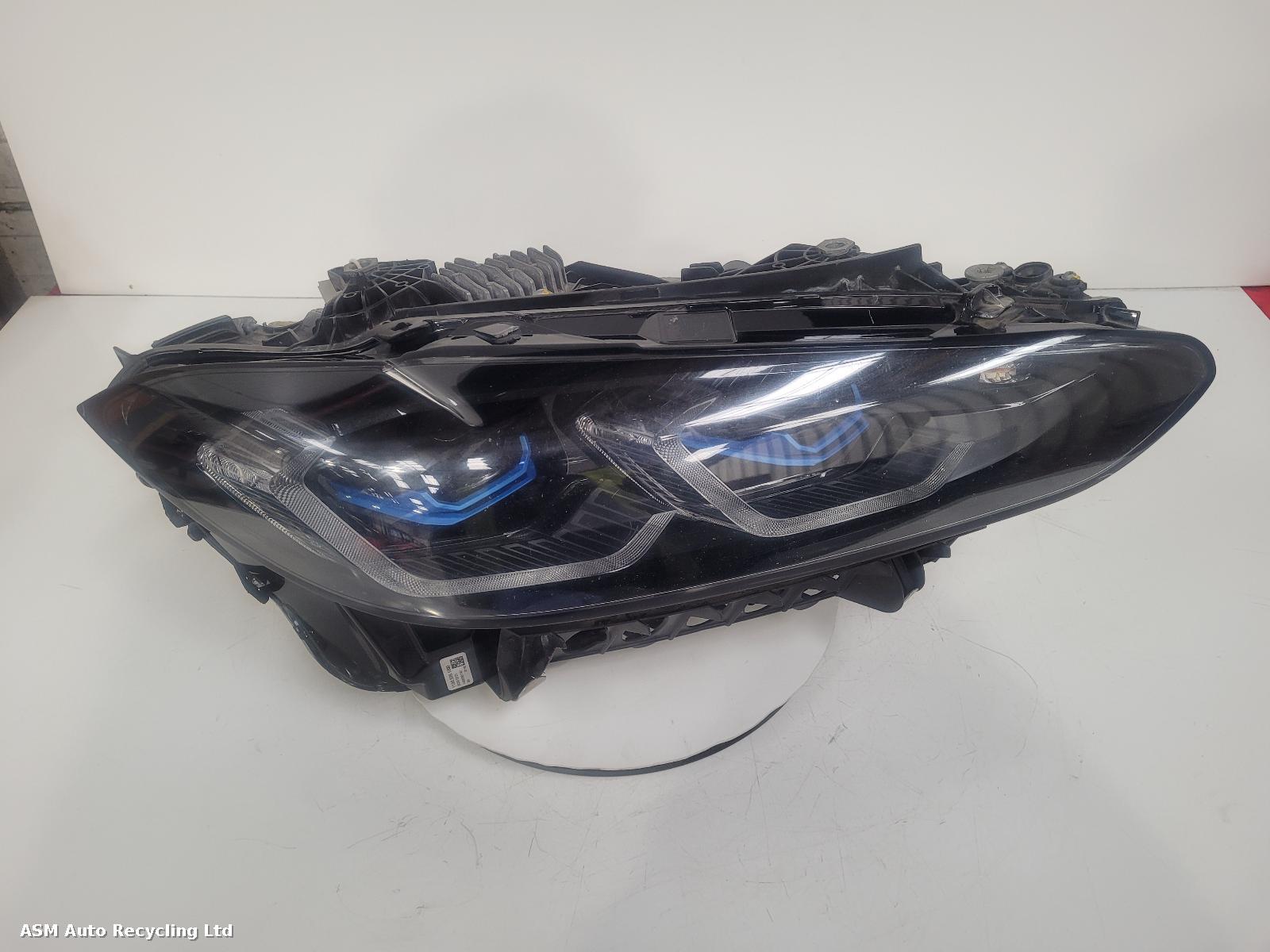 View Auto part R Headlamp Bmw 3 Series 2022