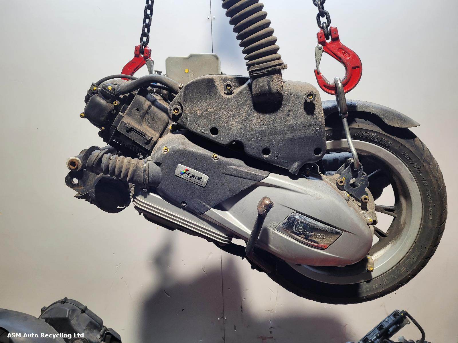 View Auto part Engine Vespa Primavera 2021