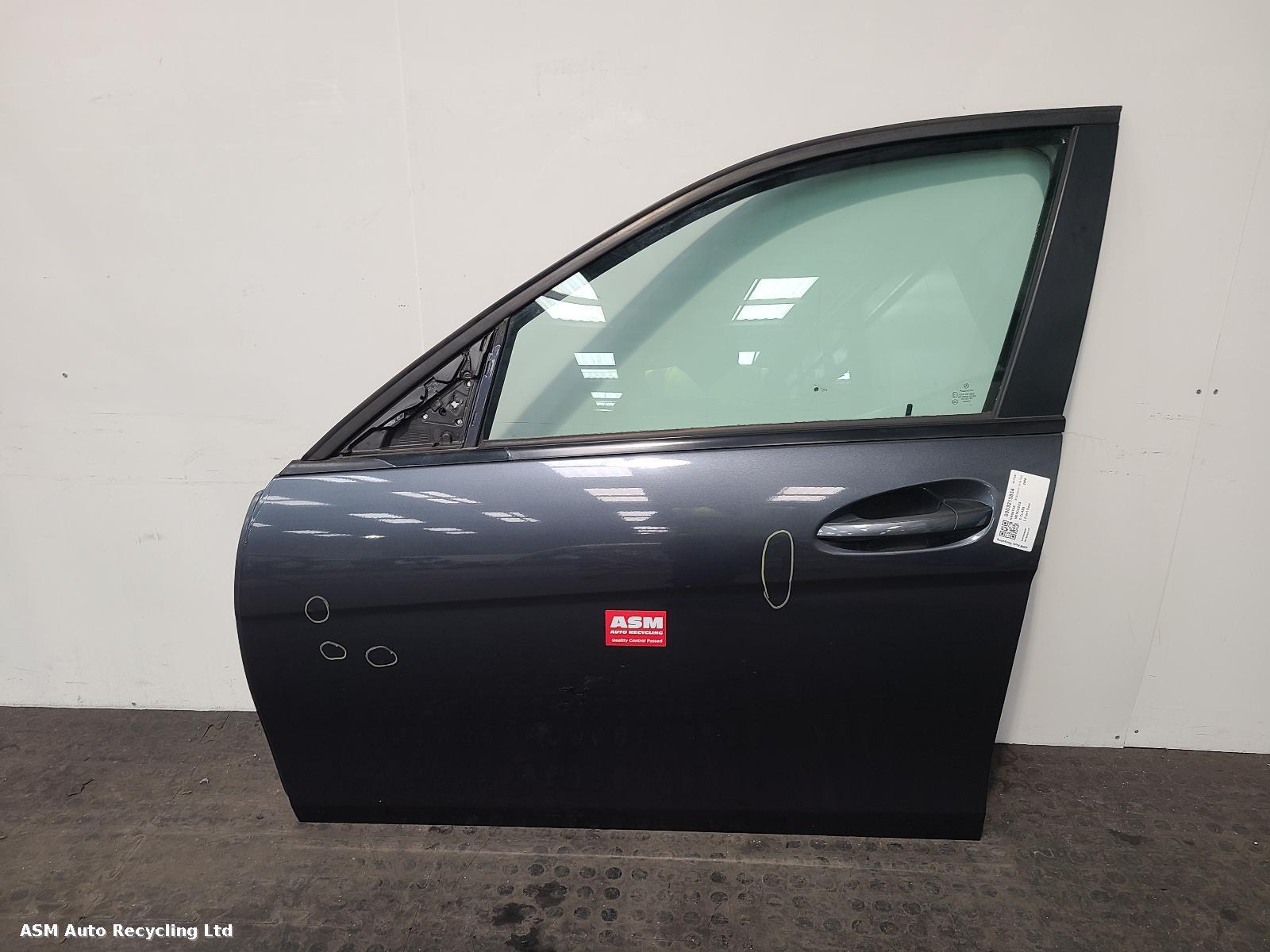 View Auto part L Front Door Mercedes C Class 2008