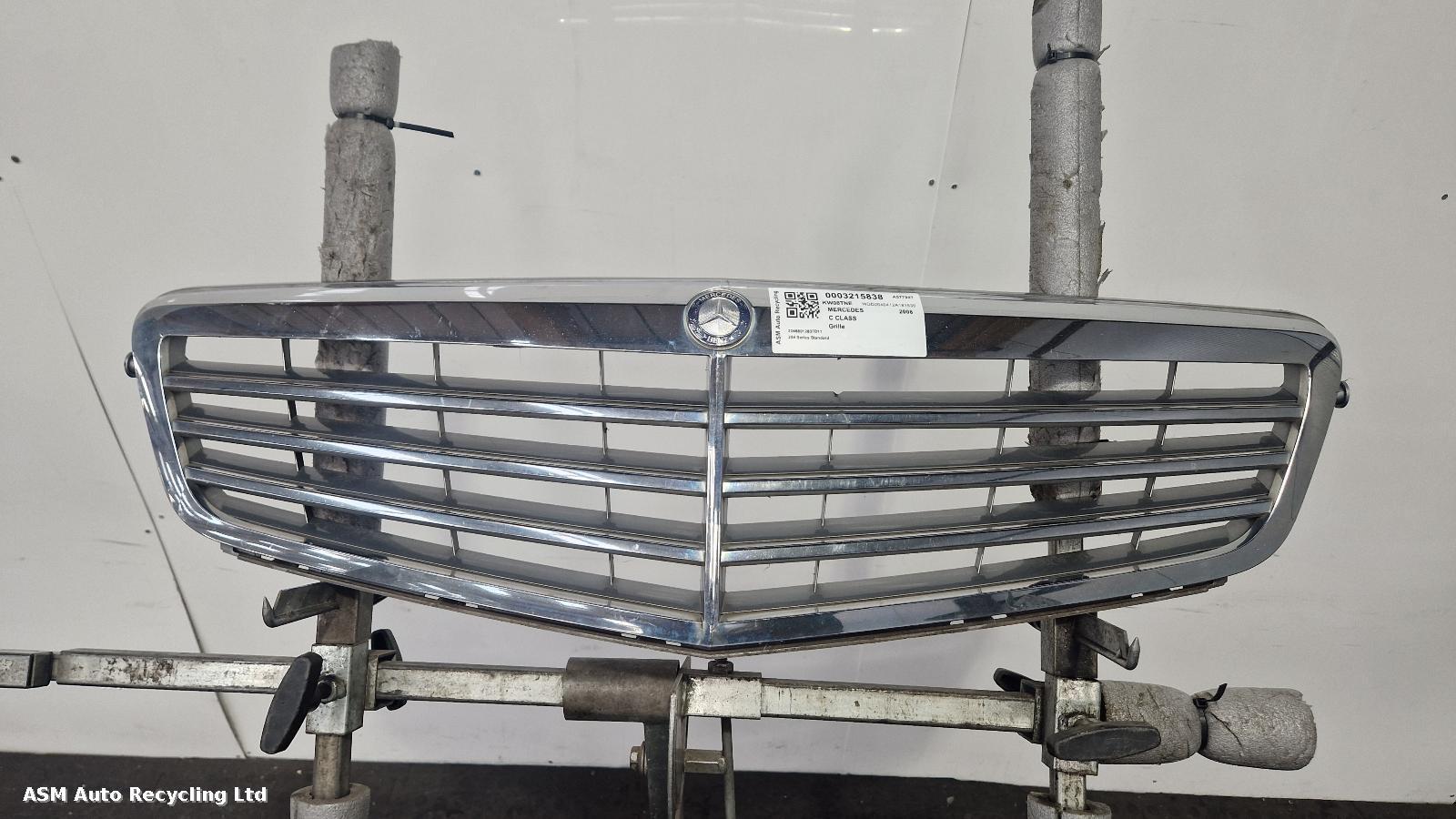 View Auto part Grille Mercedes C Class 2008