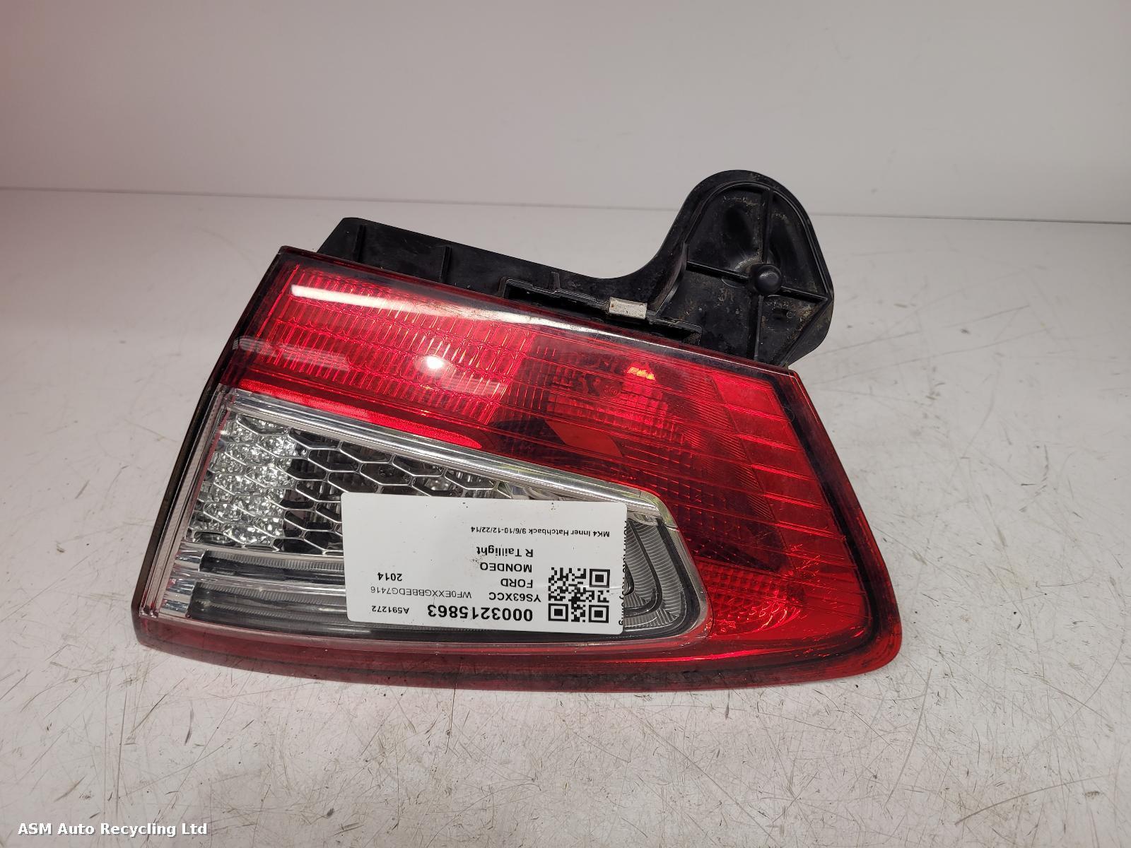 View Auto part R Taillight Ford Mondeo 2014