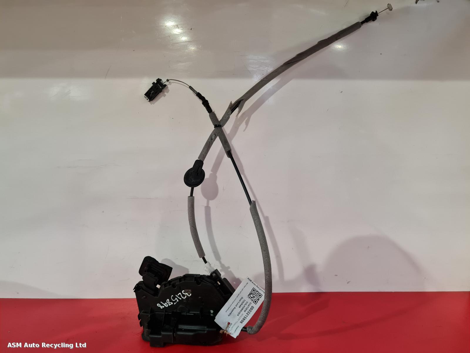 View Auto part Door Lock Assembly Volkswagen Touran 2017