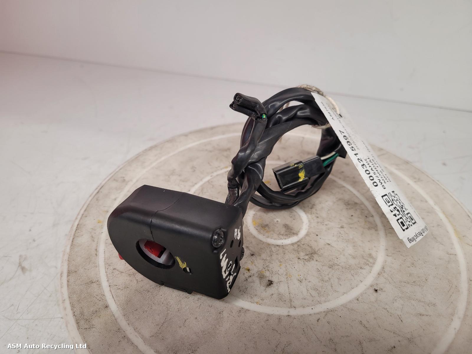 View Auto part RH Switch Gear Mondial Hps 125 2025