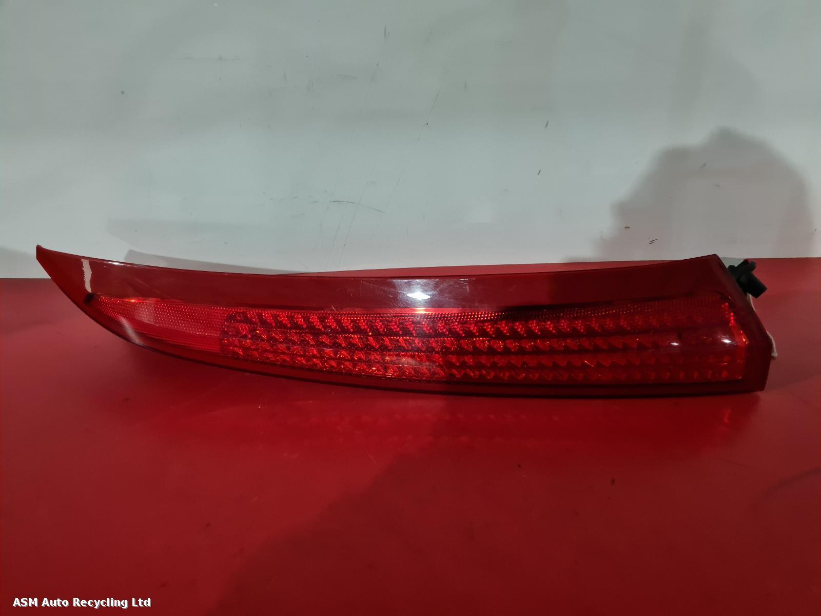 View Auto part R Taillight Volvo Xc90 2007