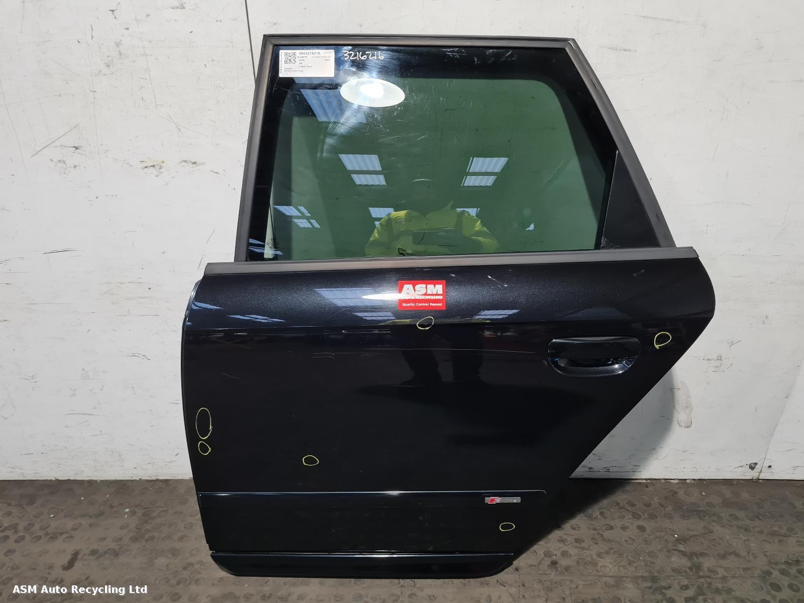 View Auto part L Rear Door Audi A4 2008