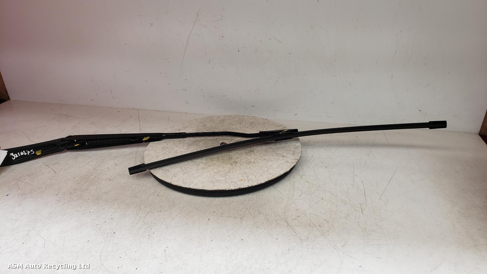 View Auto part Wiper Arm Citroen C3 2015