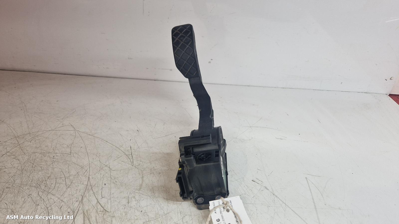 View Auto part Pedal Potentiometer Volkswagen Polo 2011