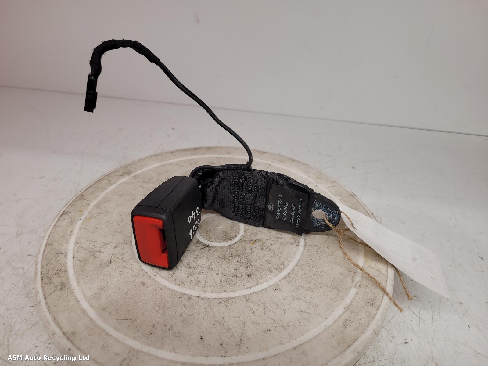 View Auto part Seat Belt Skoda Karoq 2020