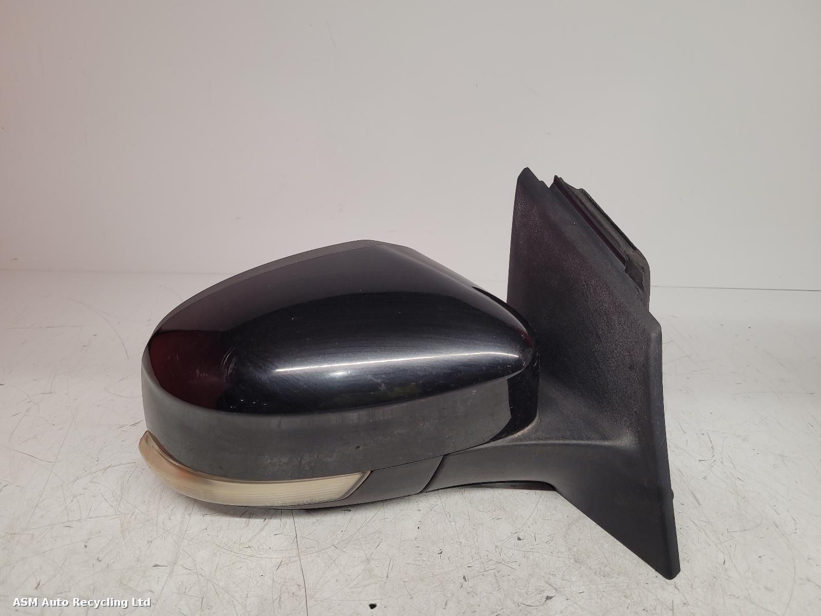 View Auto part R Door Mirror Ford Focus 2011
