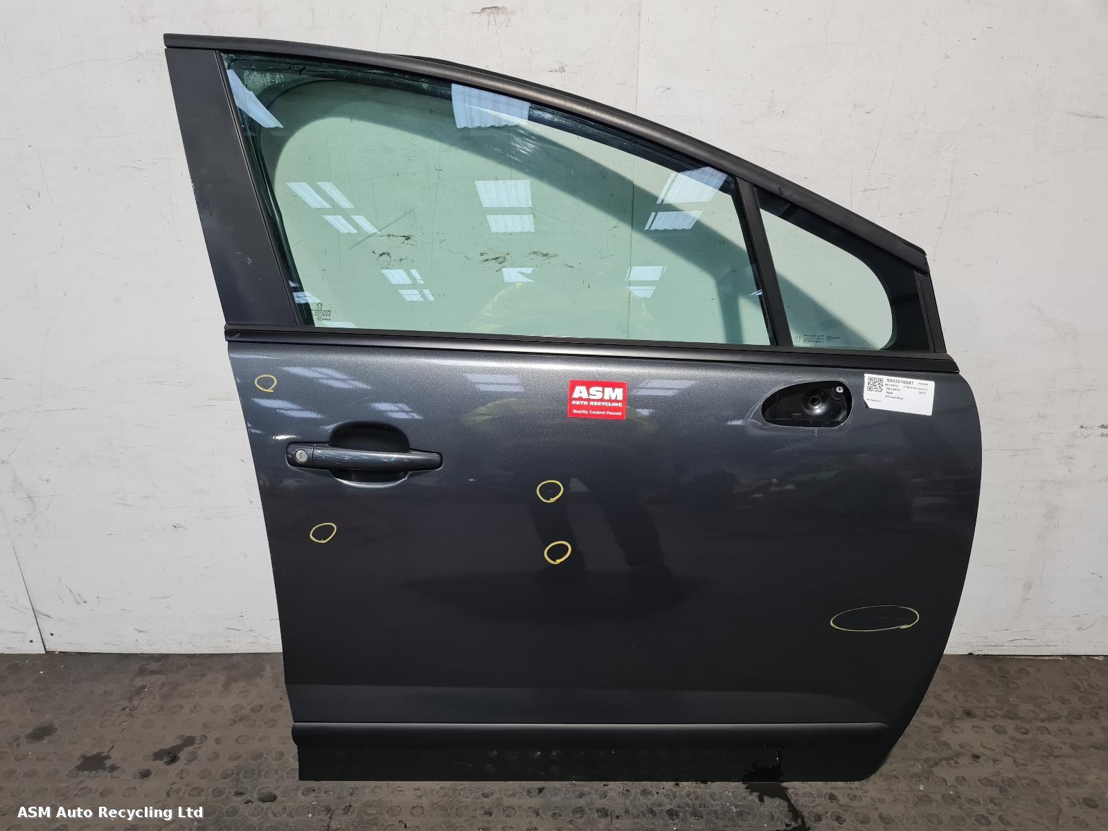 View Auto part R Front Door Peugeot 5008 2012