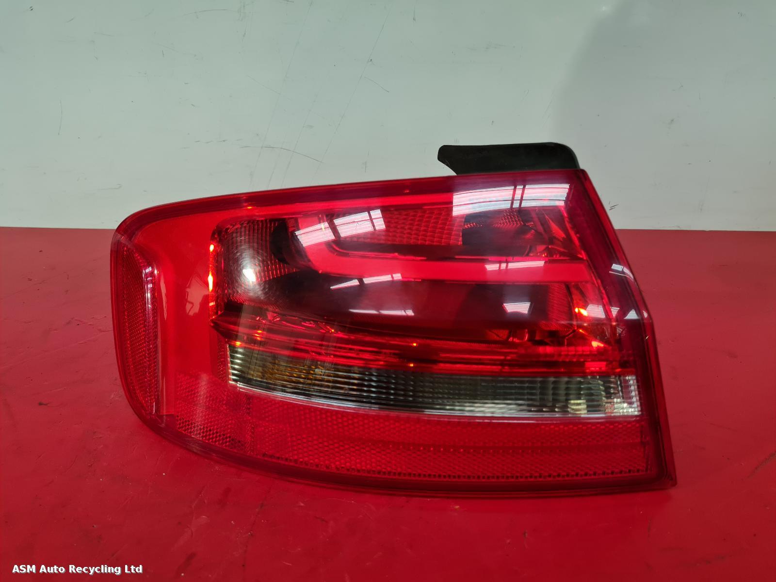 View Auto part L Taillight Audi A4 2015
