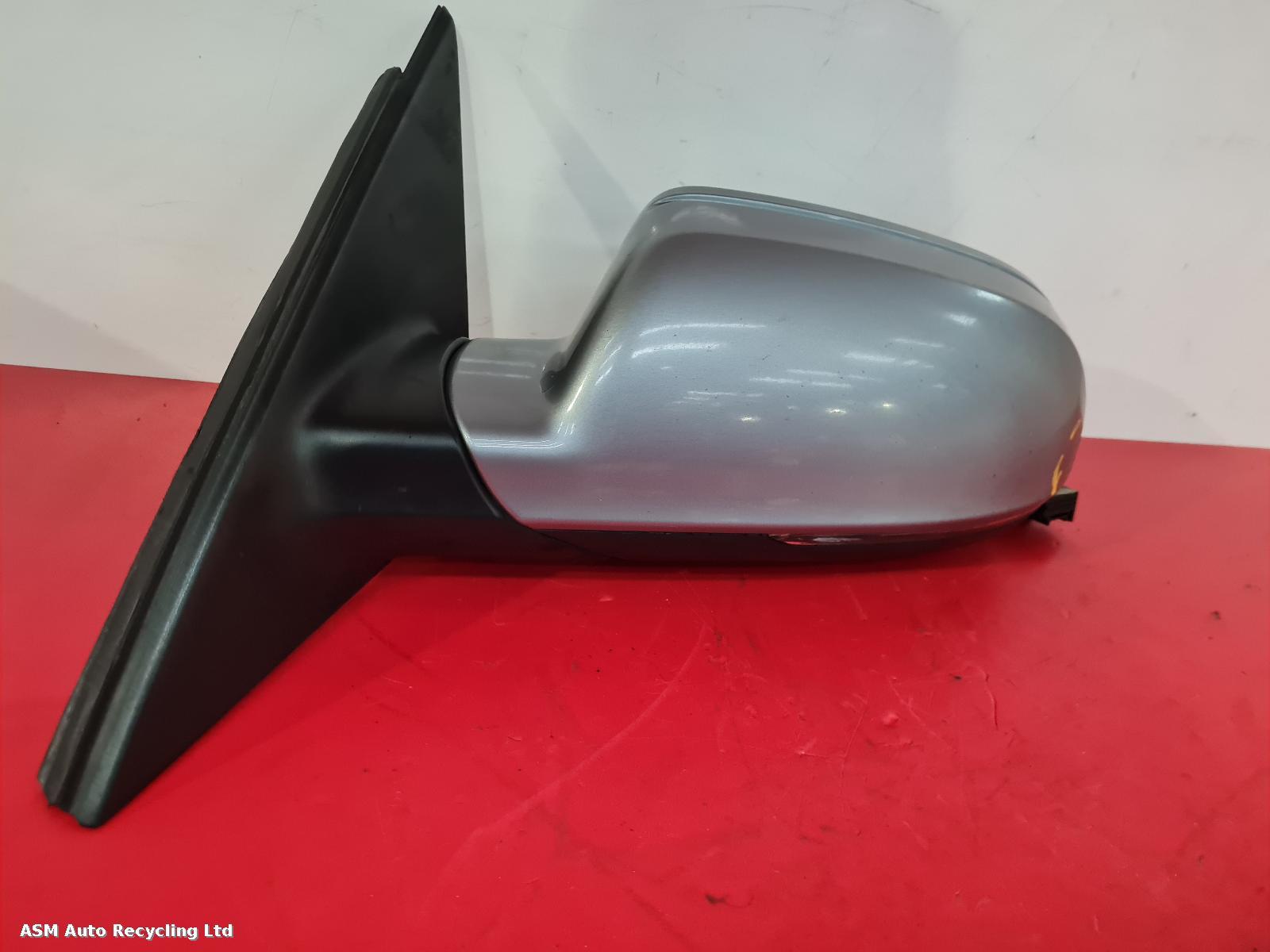View Auto part L Door Mirror Audi A4 2015
