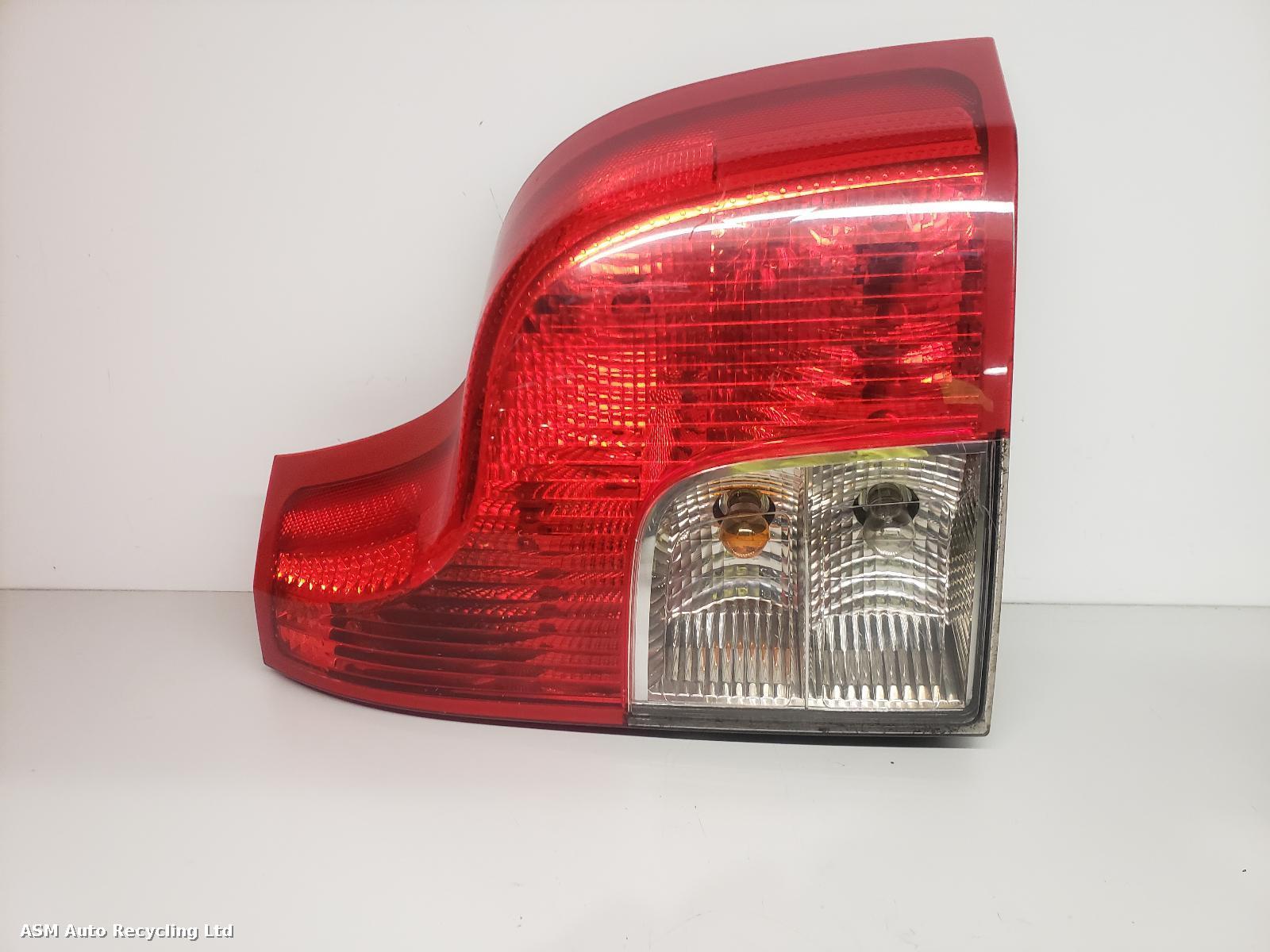View Auto part R Taillight Volvo Xc90 2007