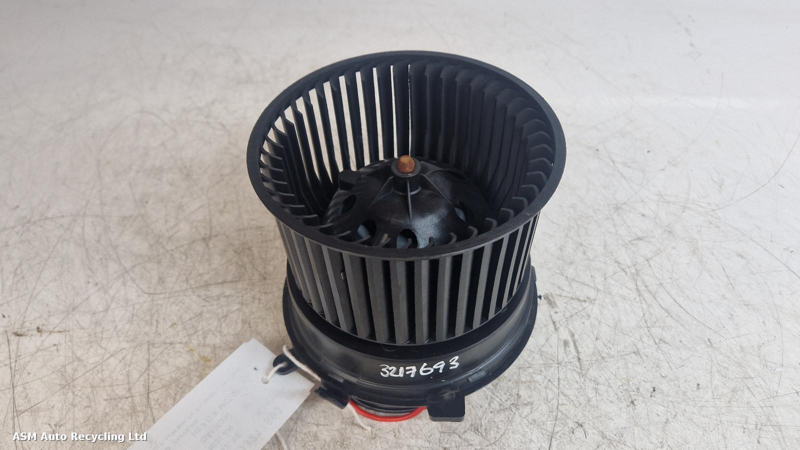 View Auto part Heater Motor/Assembly Nissan Qashqai 2013