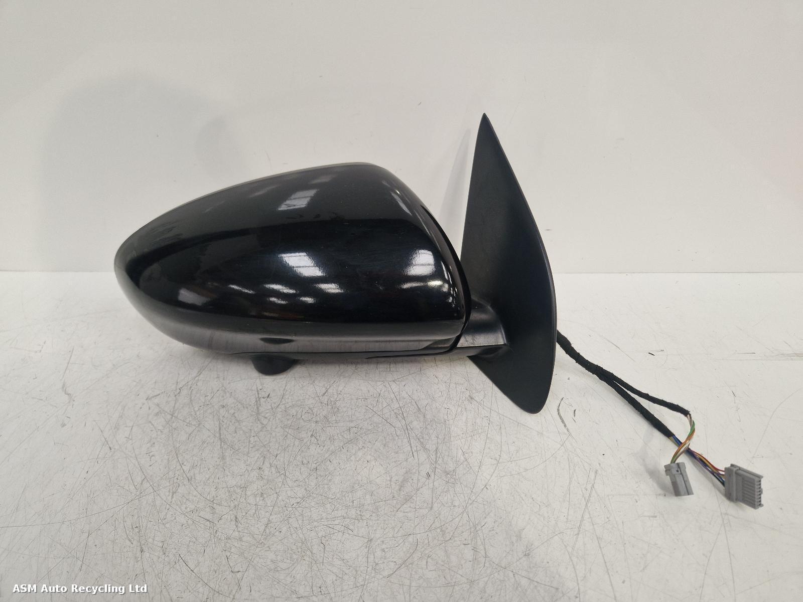View Auto part R Door Mirror Nissan Qashqai 2013