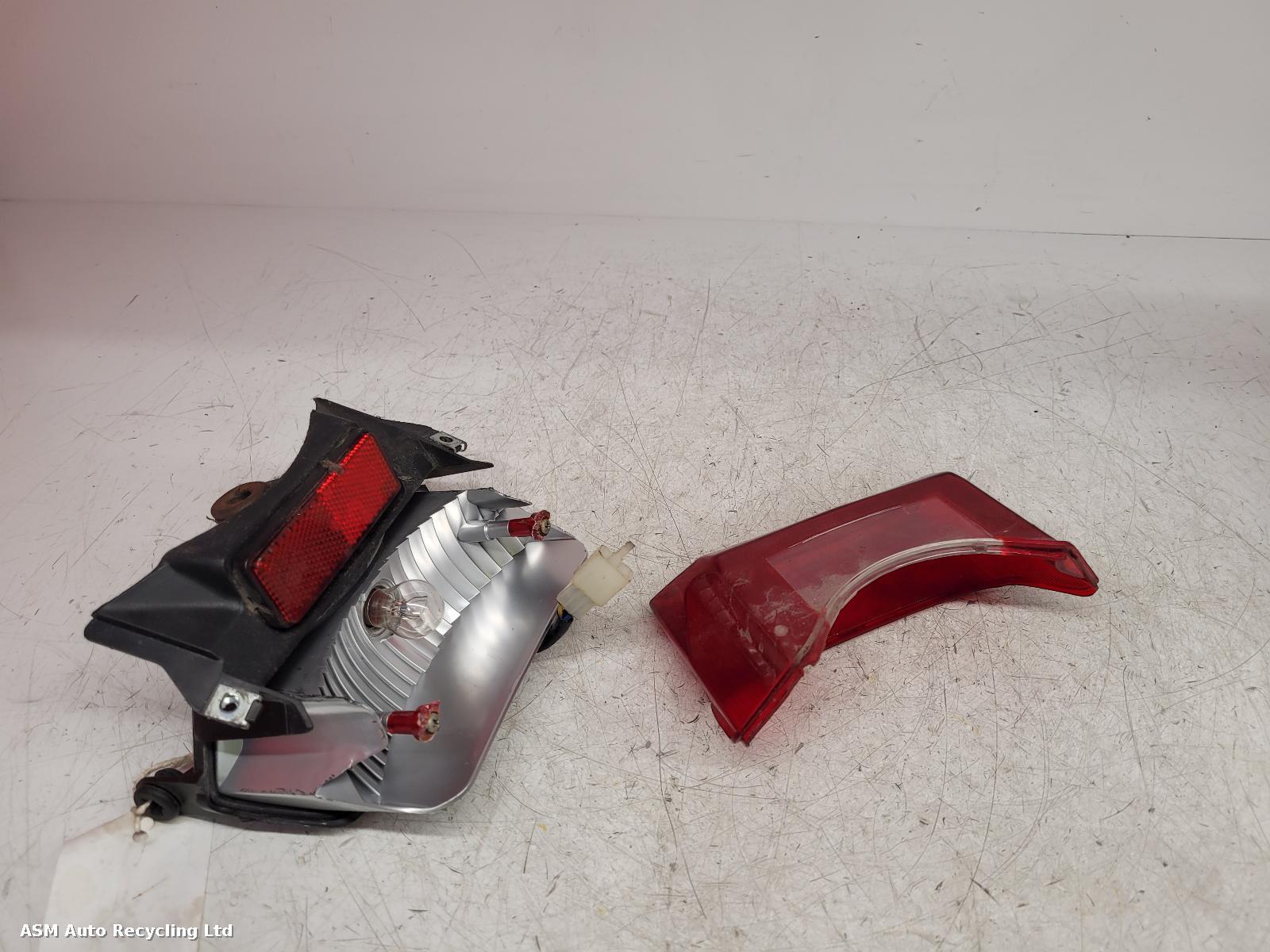 View Auto part Taillight Yamaha Ybr 125 2011