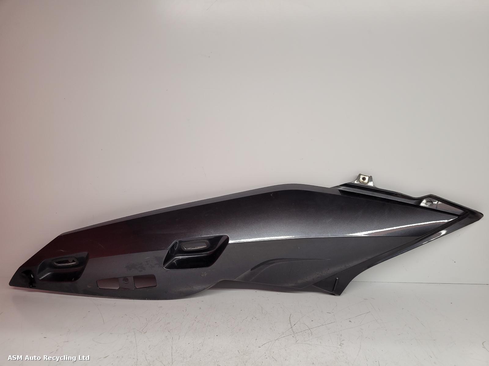 View Auto part Seat Cowl Bmw R1200 Rt 2011