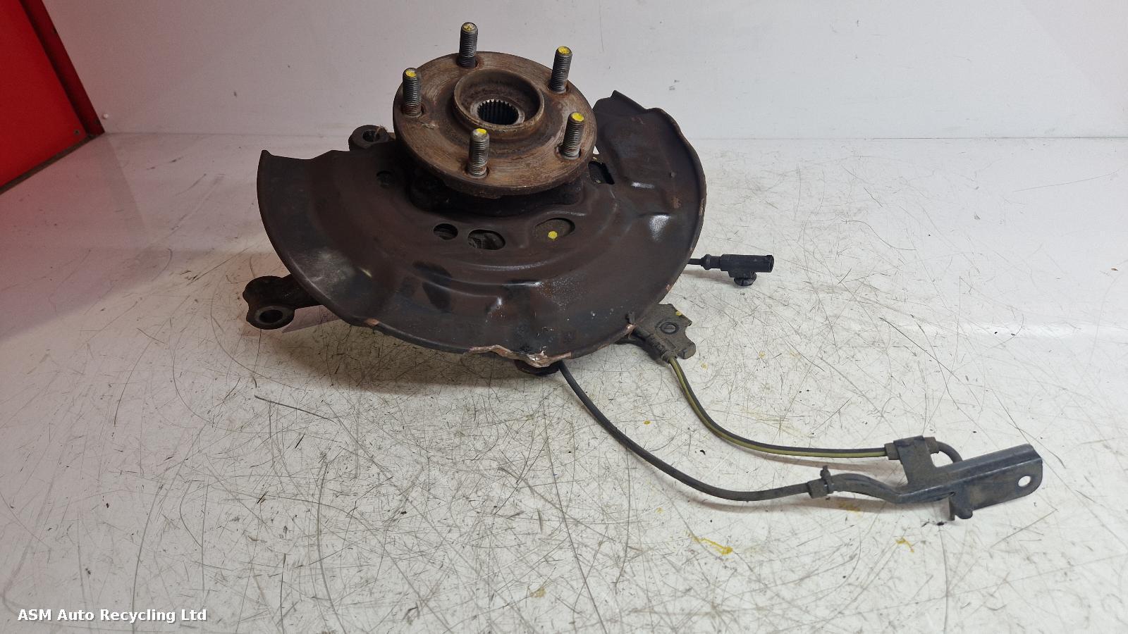 View Auto part RF Hub/Stub Axle Assembly Toyota Auris 2017