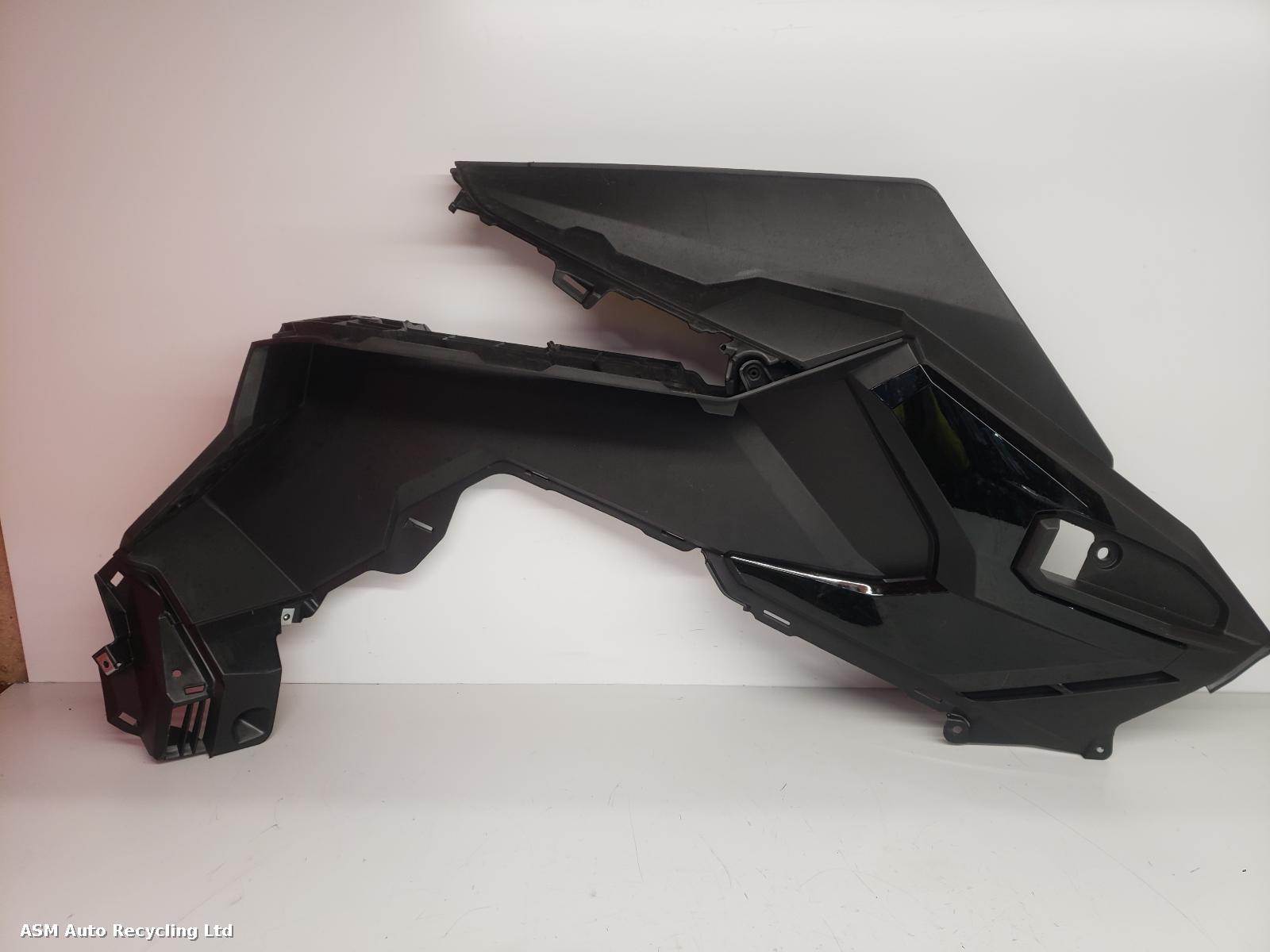 View Auto part Right Footrest Honda Adv350 2024