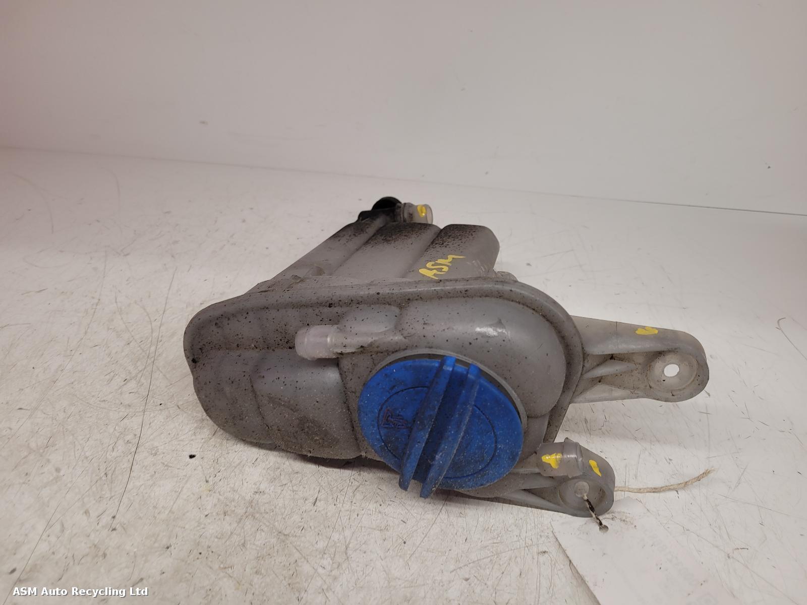 View Auto part Overflow Bottle Audi Q5 2013