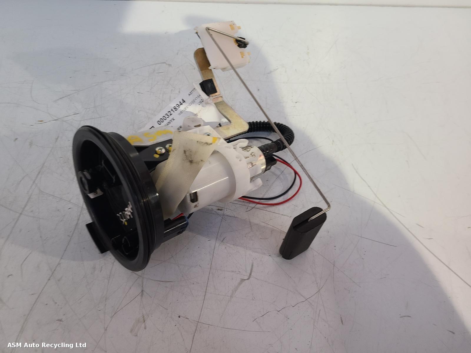 View Auto part Fuel Pump Bmw S1000rr 2024