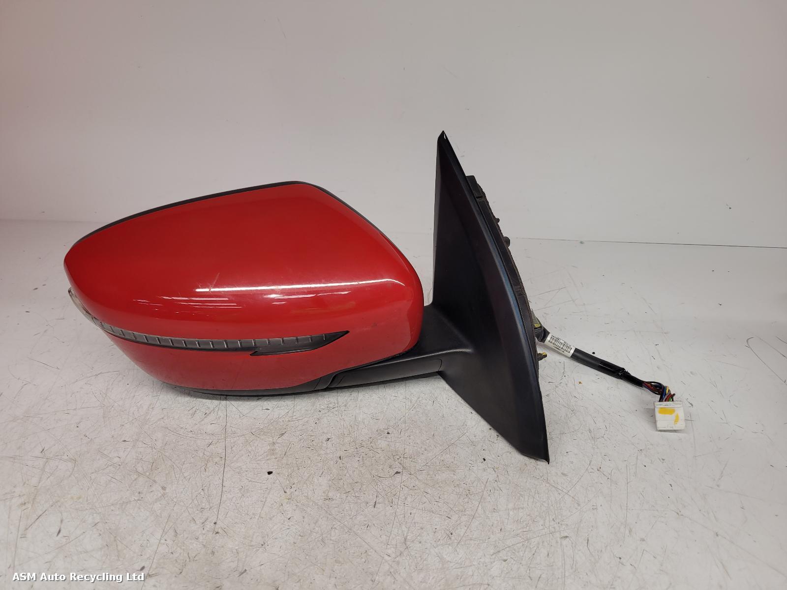 View Auto part R Door Mirror Nissan Qashqai 2015