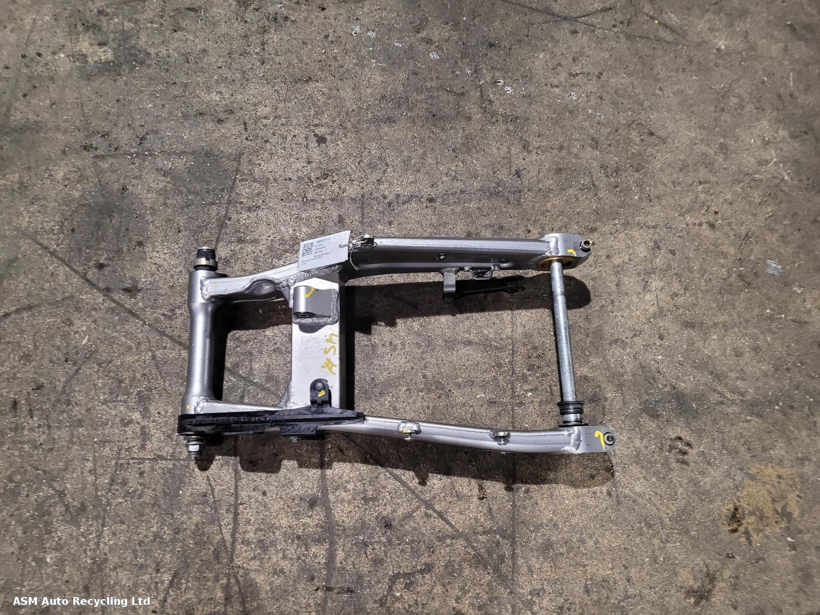View Auto part Swing Arm Kawasaki Zr 1000 2010