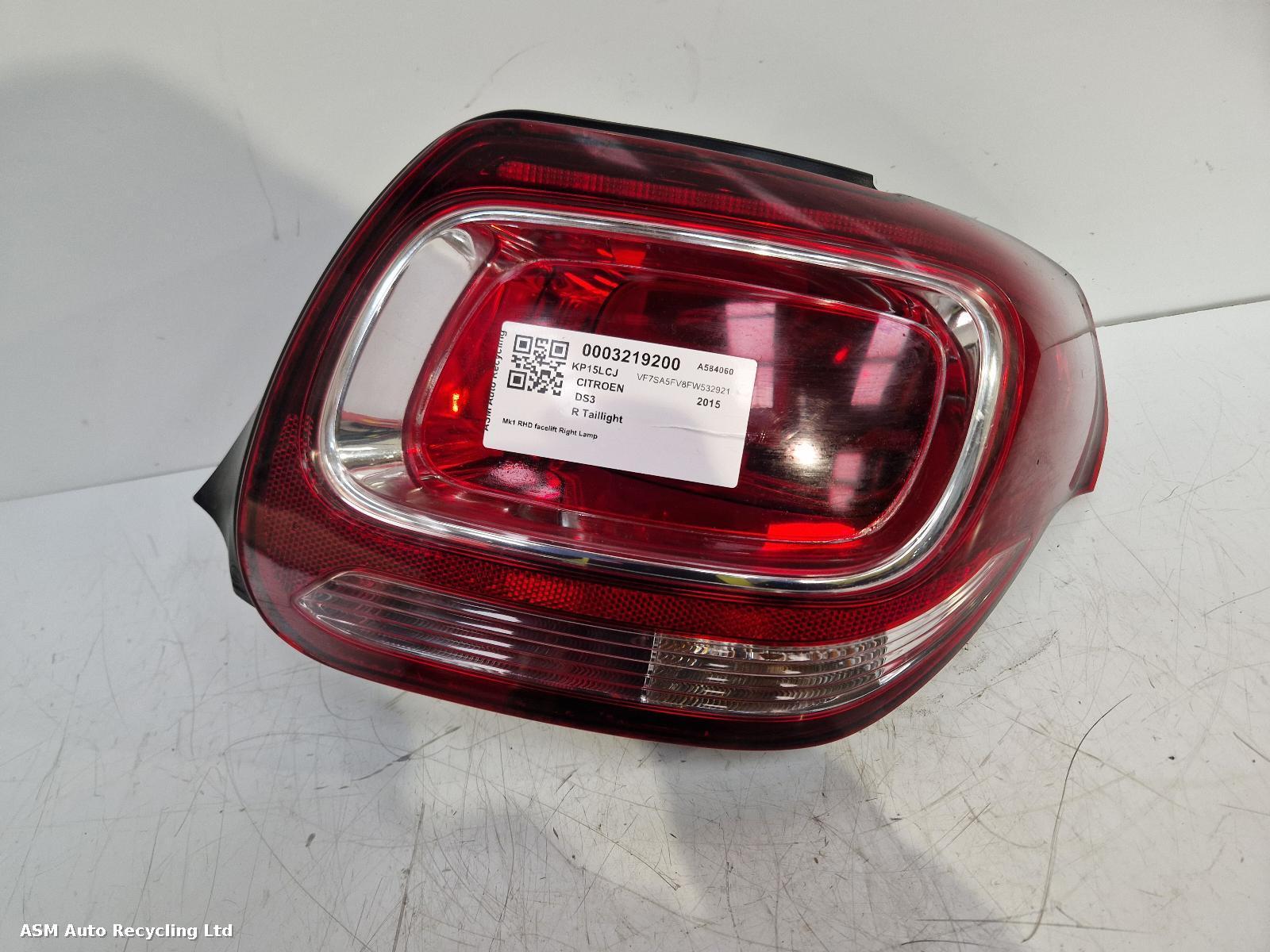 View Auto part R Taillight Citroen Ds3 2015