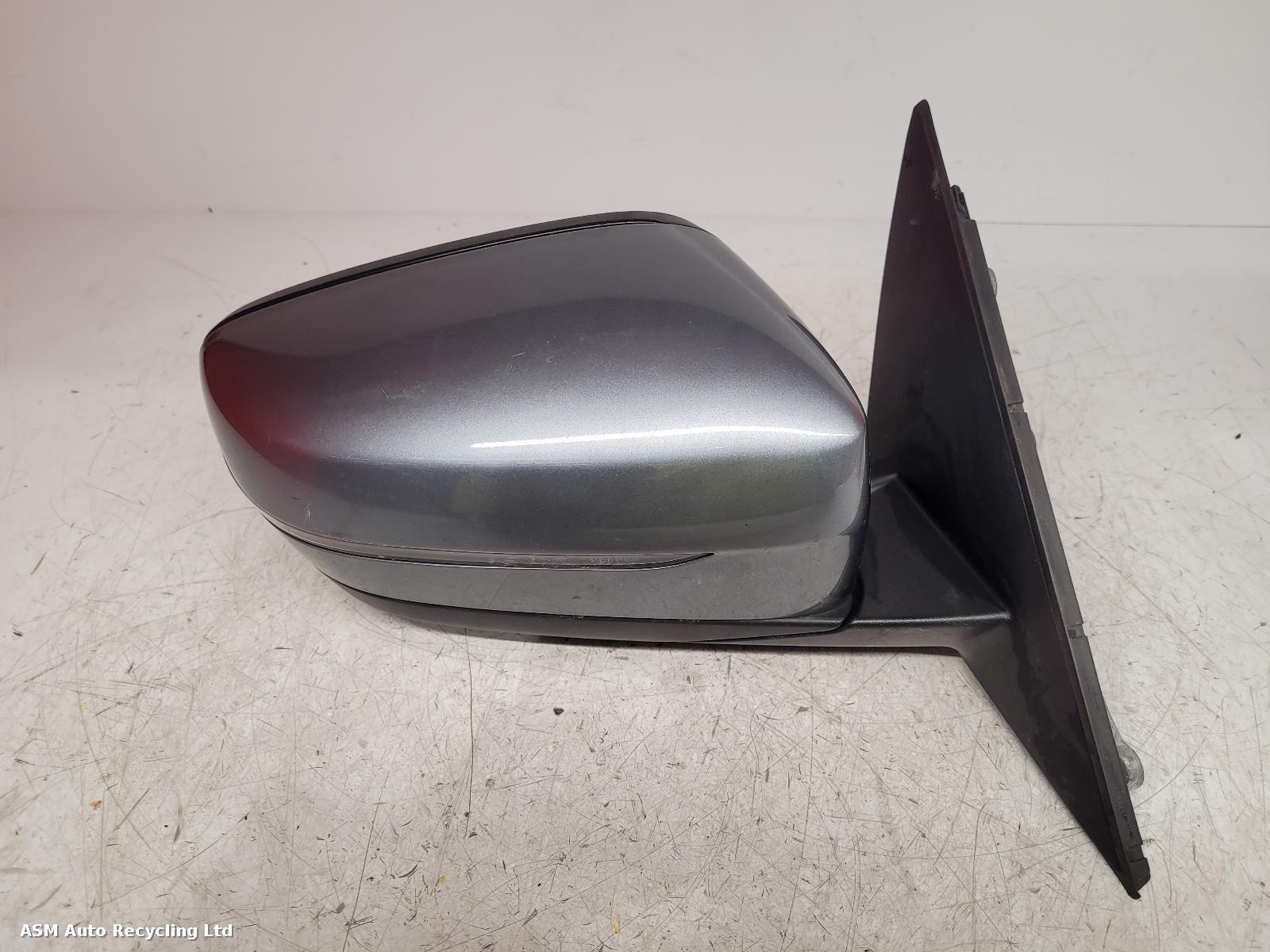 View Auto part R Door Mirror Bmw 5 Series 2017