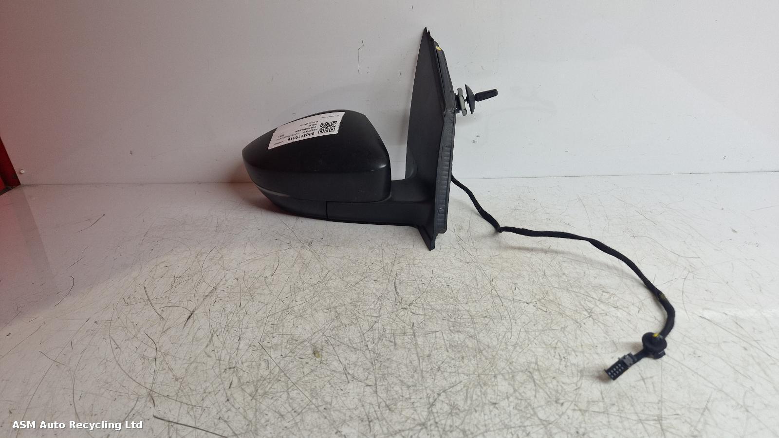 View Auto part R Door Mirror Volkswagen Polo 2013