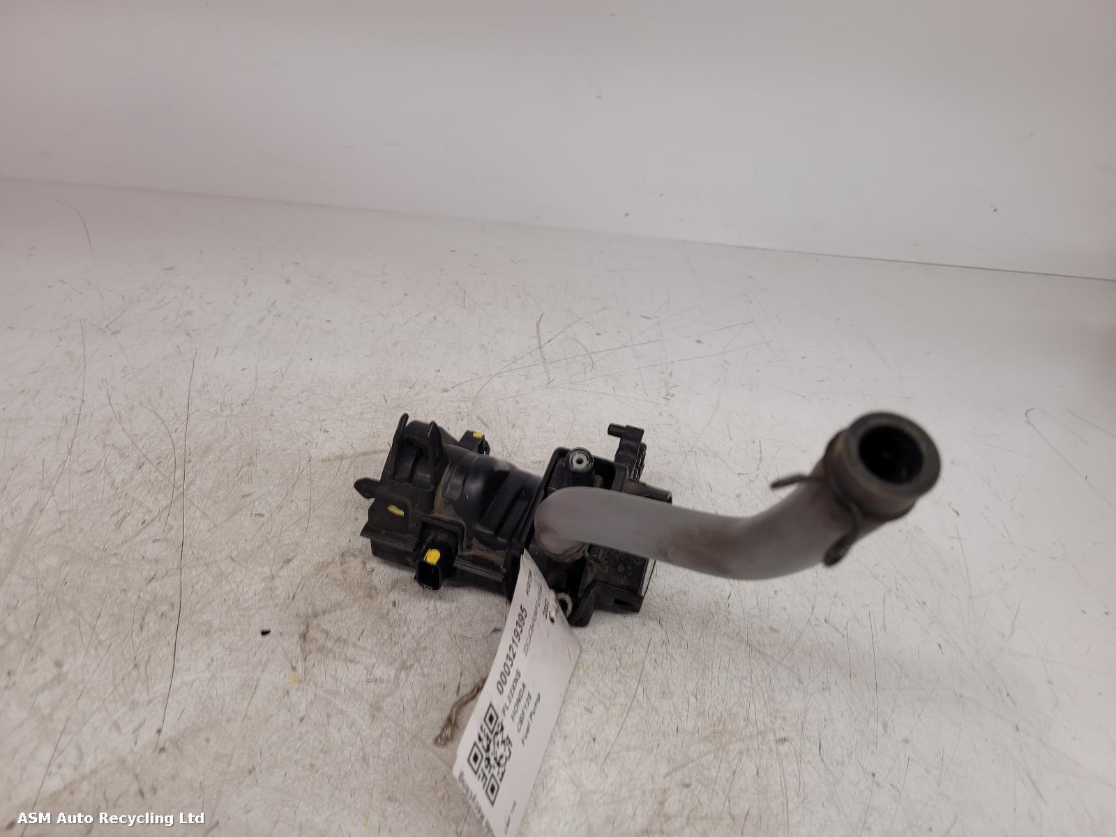 View Auto part Fuel Pump Honda Cbf125 2022