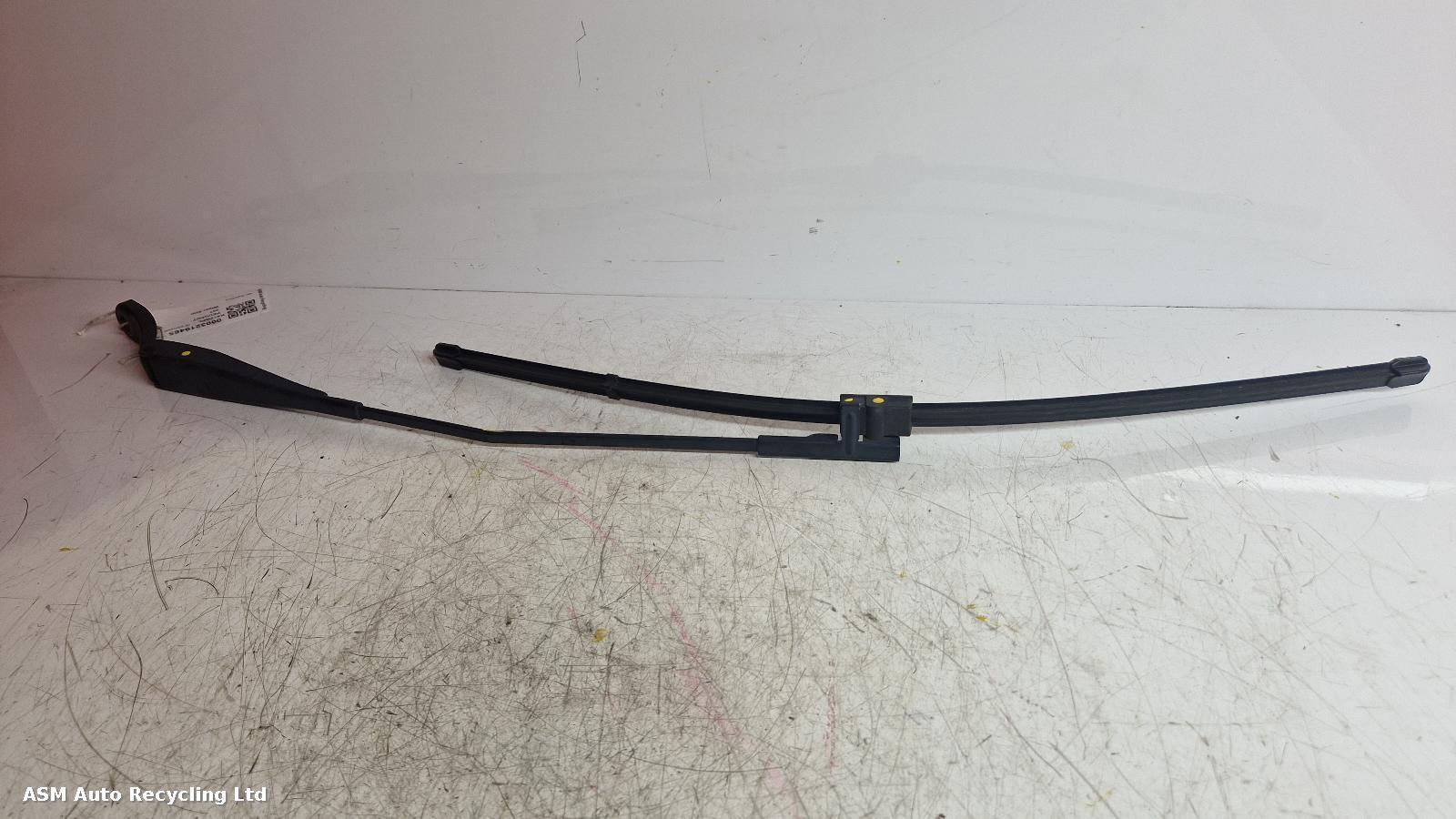 View Auto part Wiper Arm Peugeot 207 2012