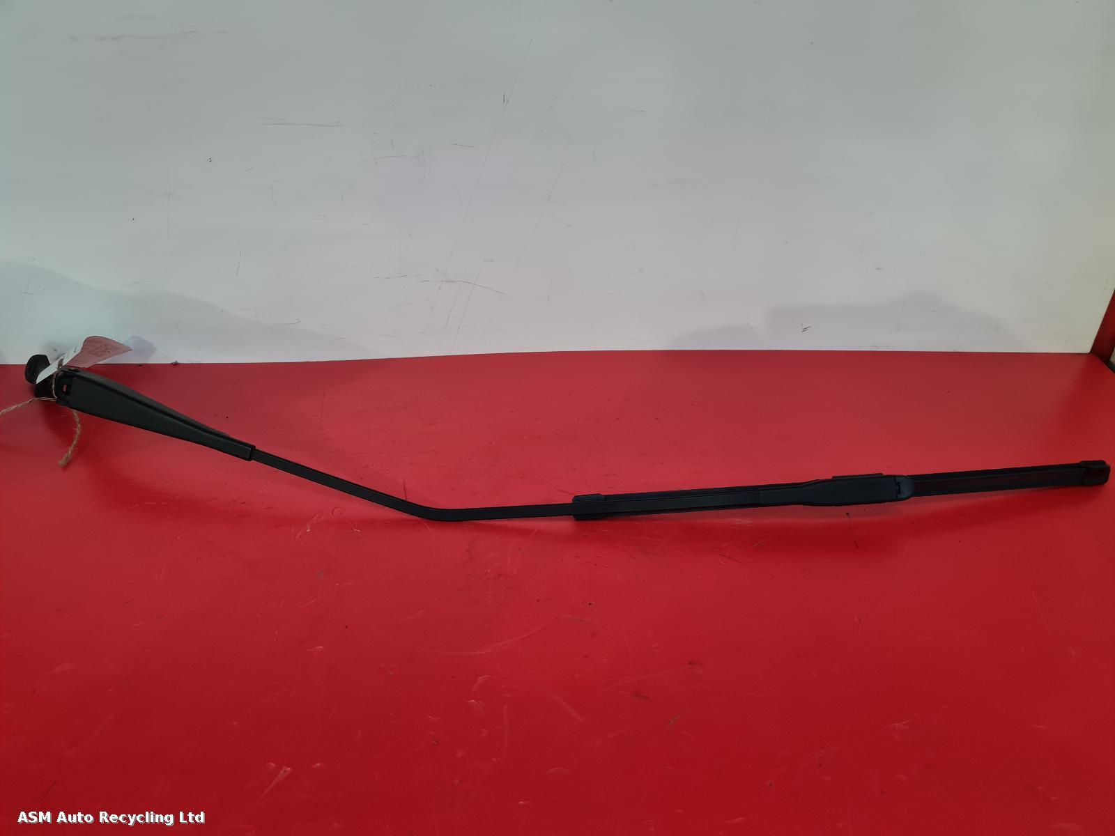 View Auto part Wiper Arm Vauxhall Corsa 2012